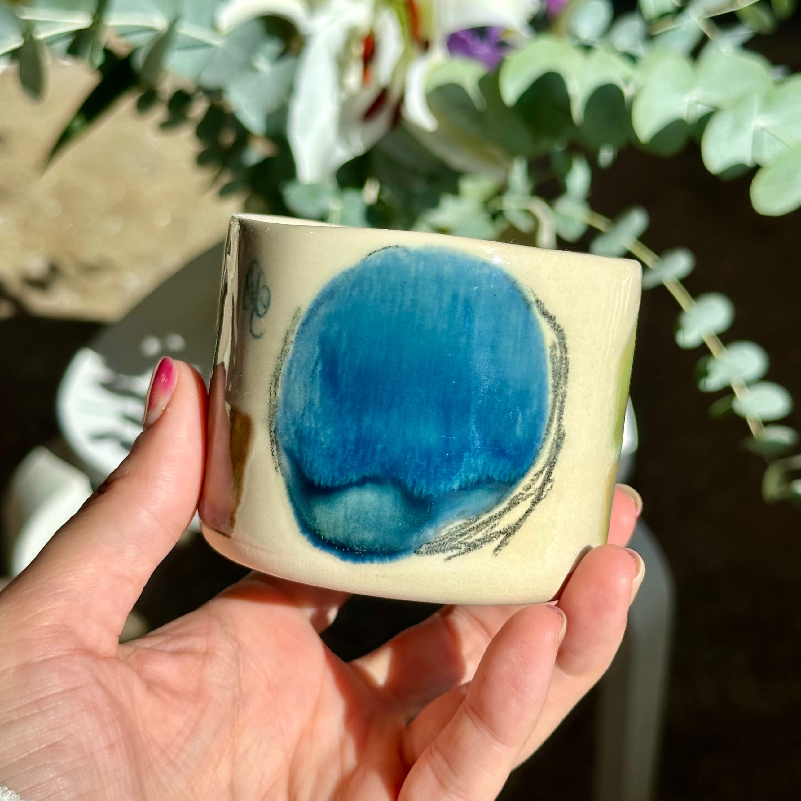 Anonymous mug no.2