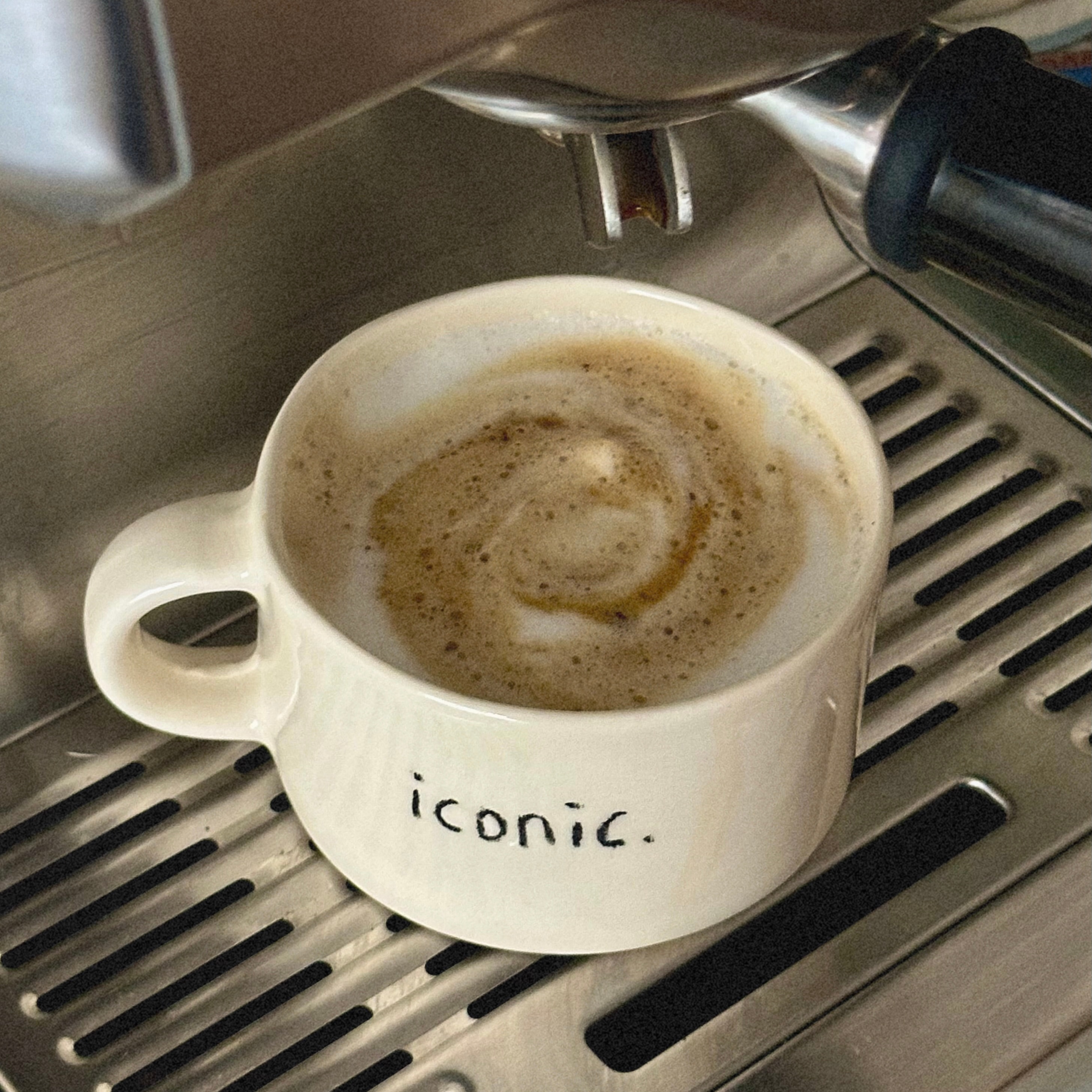 Iconic mug