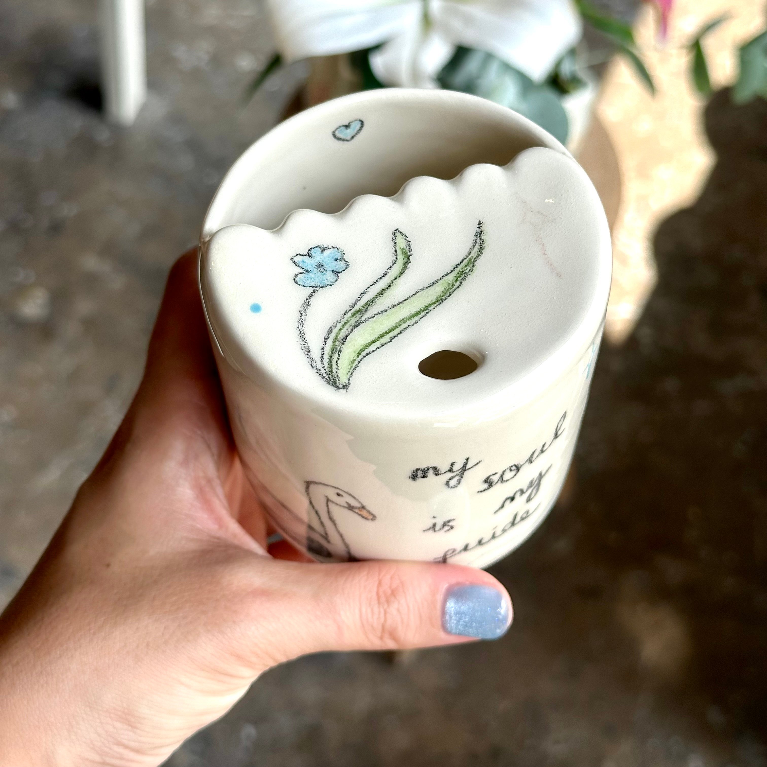 Swan to go cup