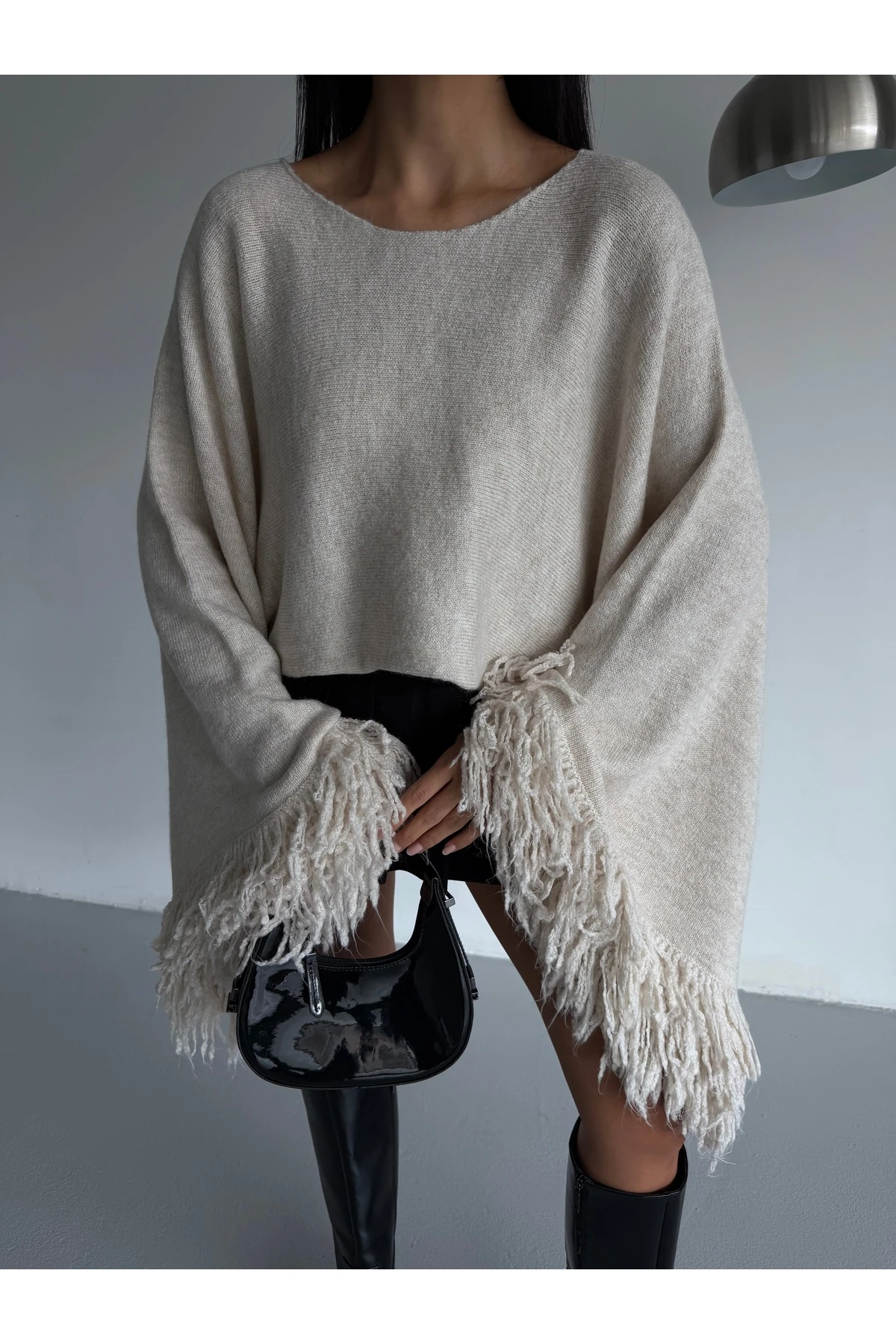 Kolu Püsküllü Crop Kadın Triko