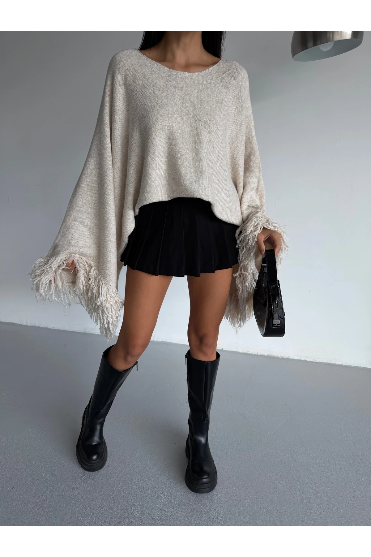 Kolu Püsküllü Crop Kadın Triko