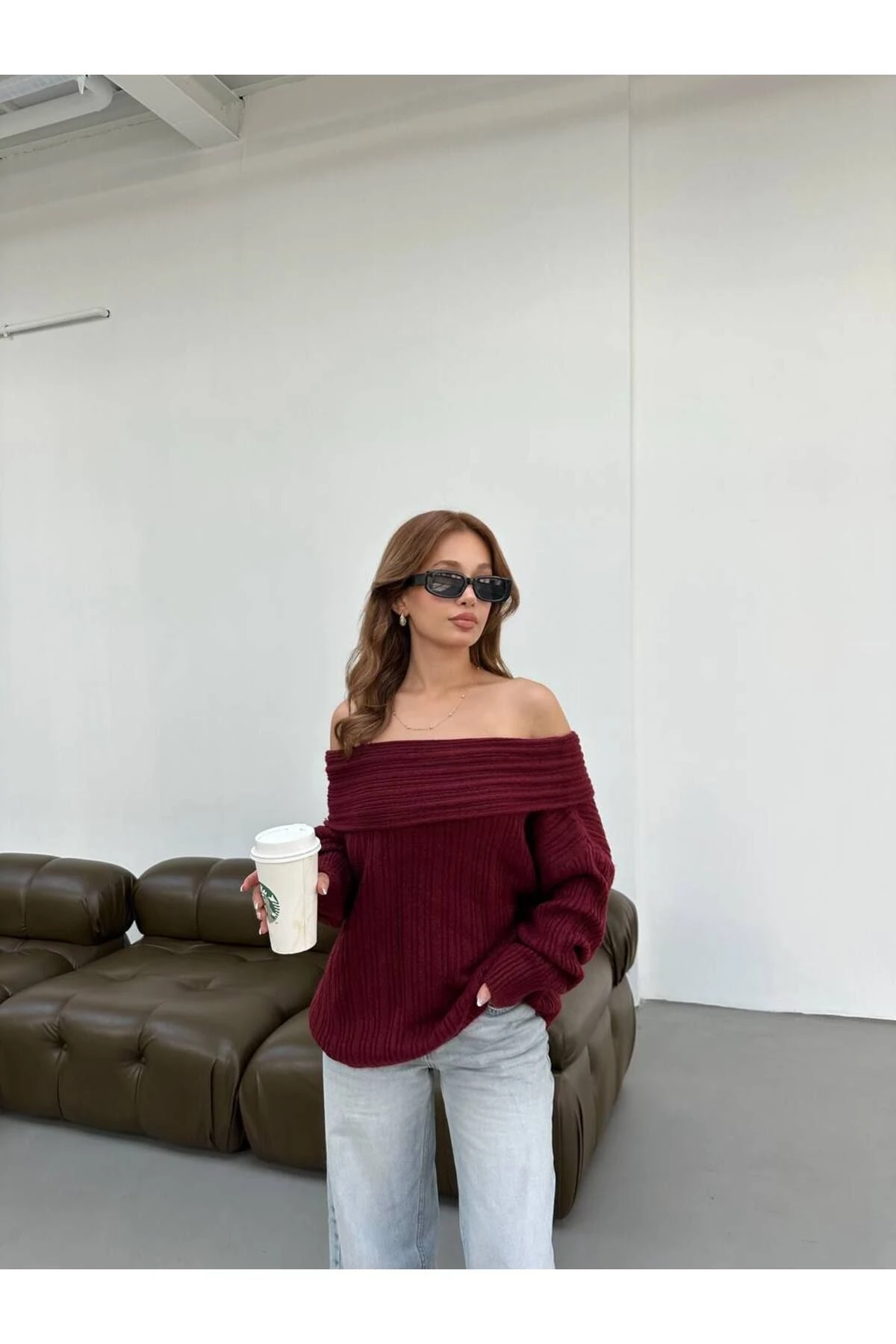 Omzu Açık Madonna Yumoş Kadın Triko Kazak