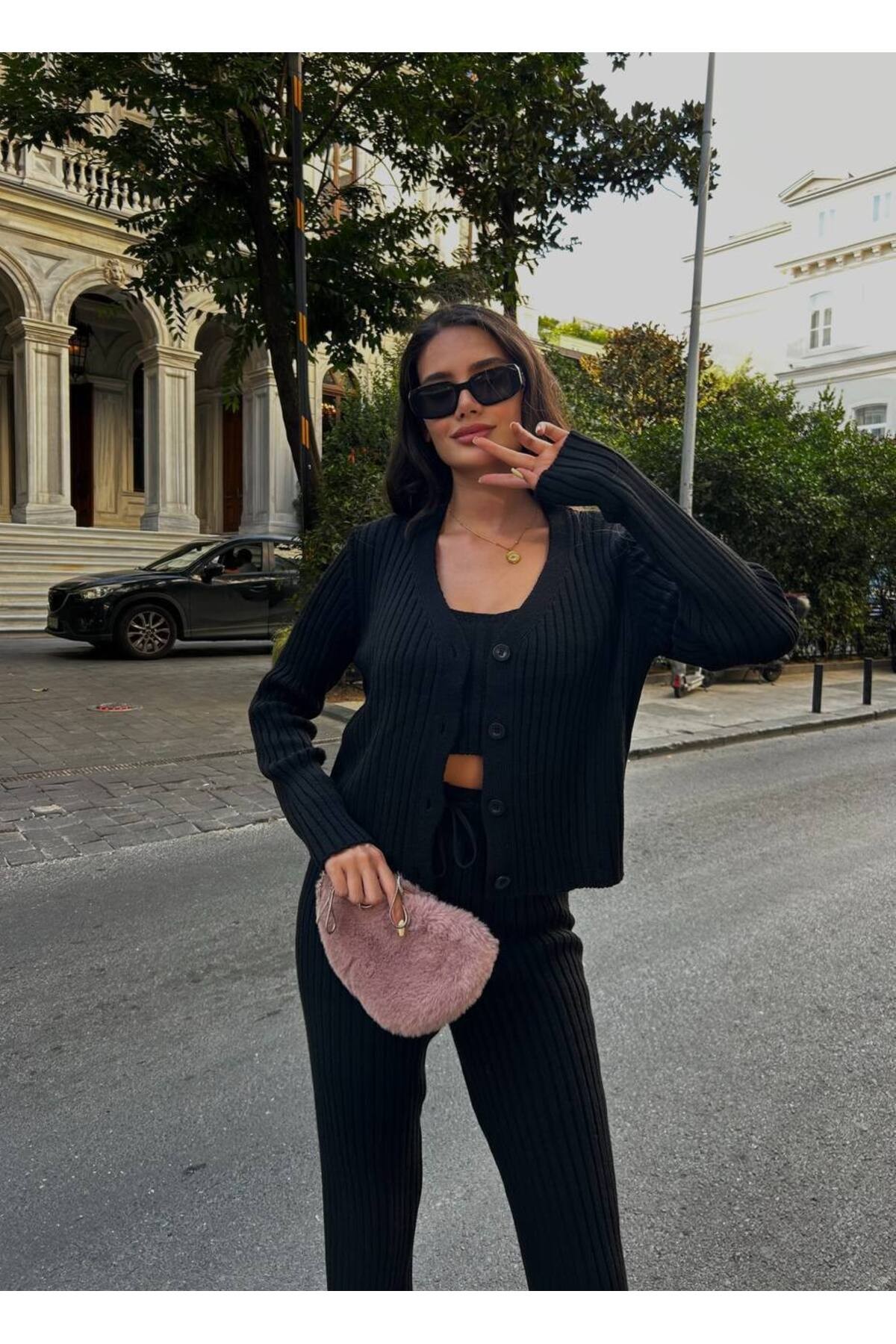 Crop Detaylı Kadın Triko 3'lü Crop-Alt Üst Takım