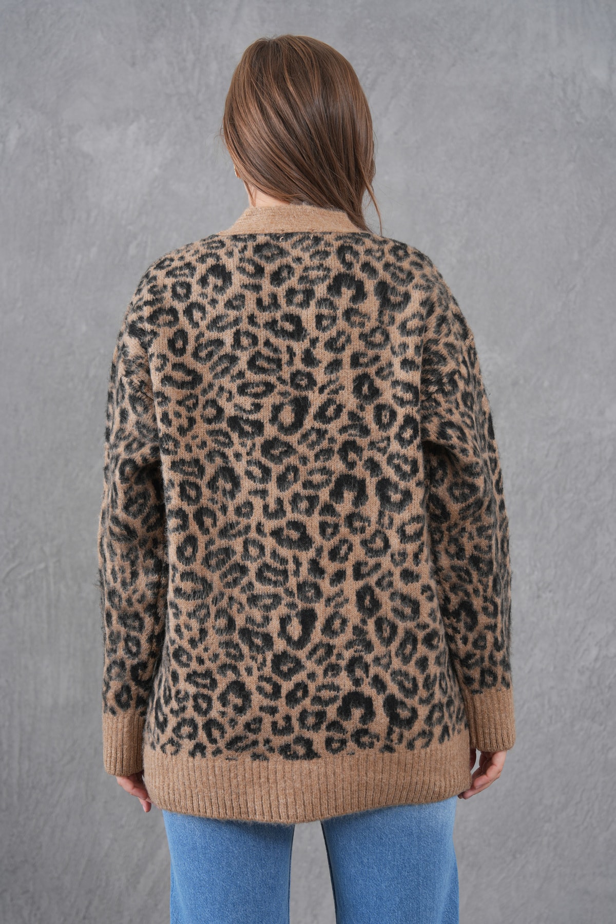 leopar desen V yaka Hırka