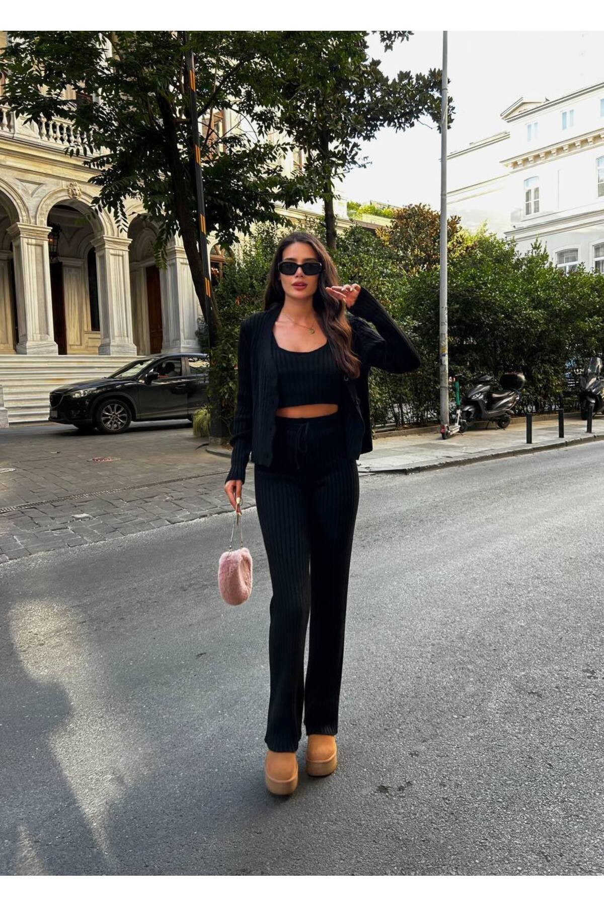 Crop Detaylı Kadın Triko 3'lü Crop-Alt Üst Takım