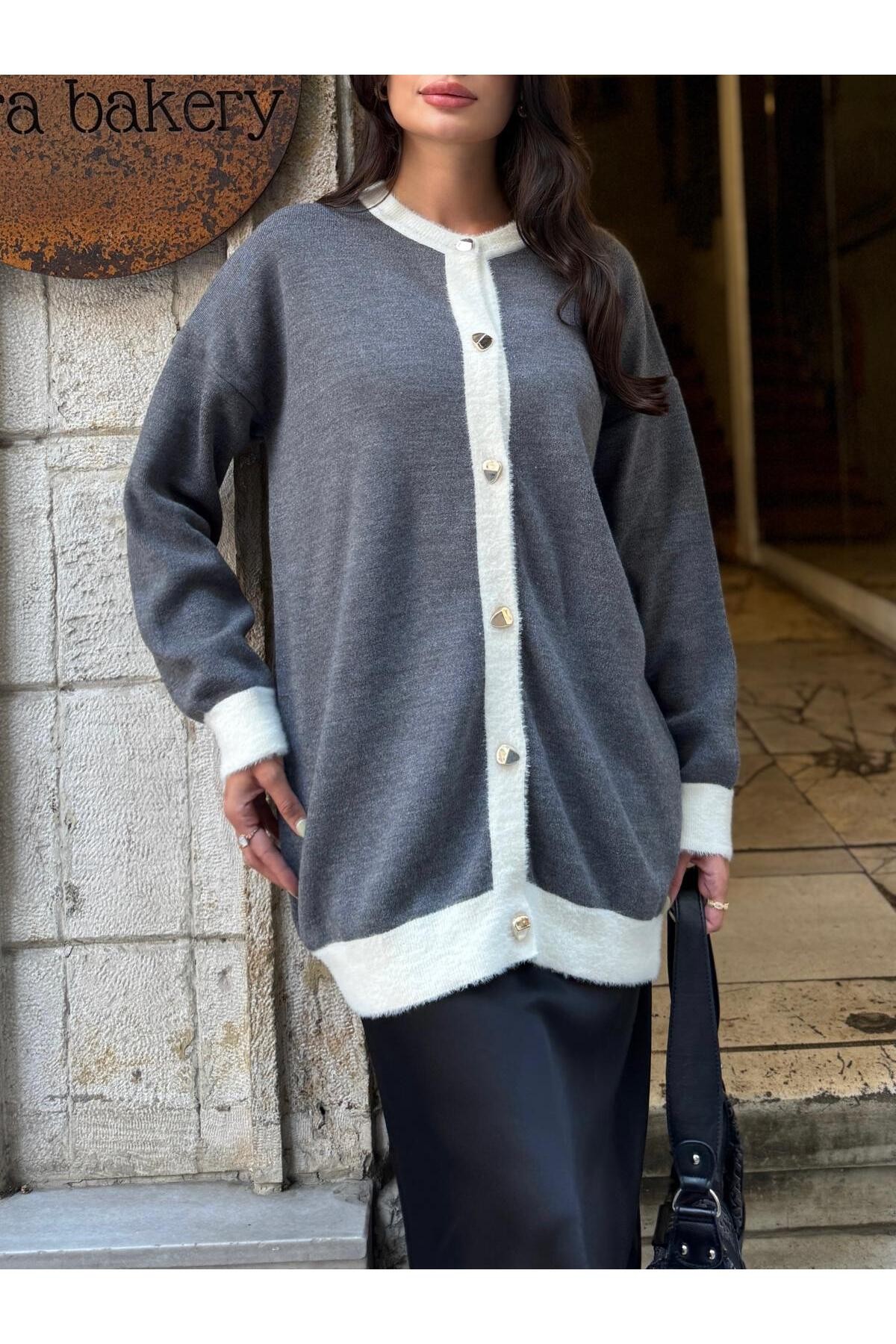 Çift Renk Detaylı Oversize Kadın Triko Hırka