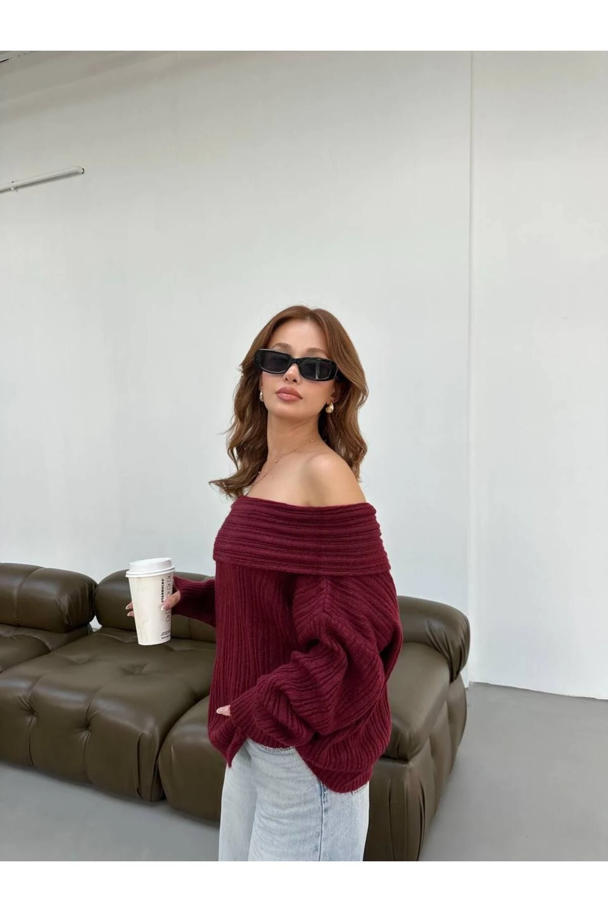 Omzu Açık Madonna Yumoş Kadın Triko Kazak