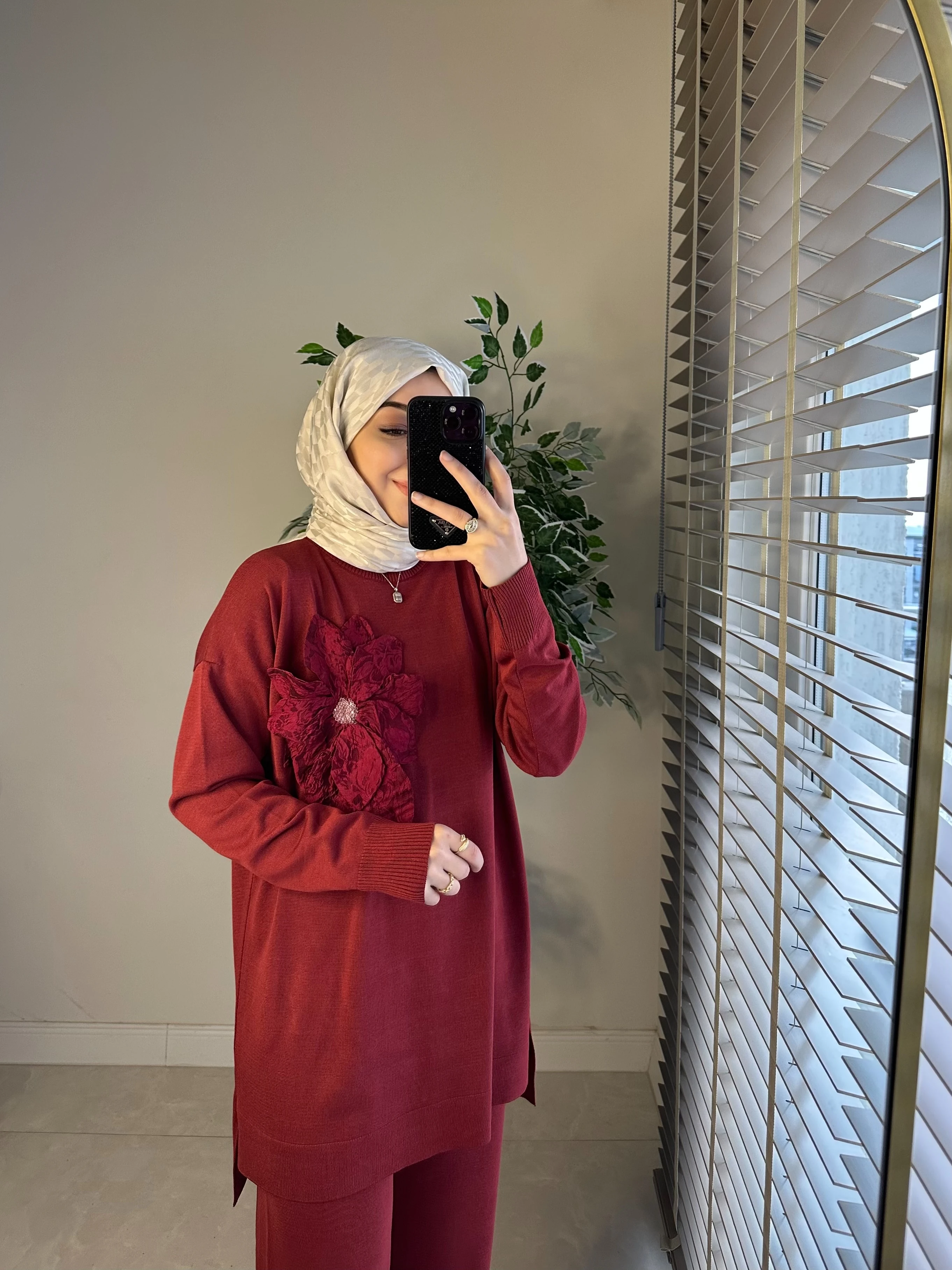 Gül Detaylı Merserize Tunik