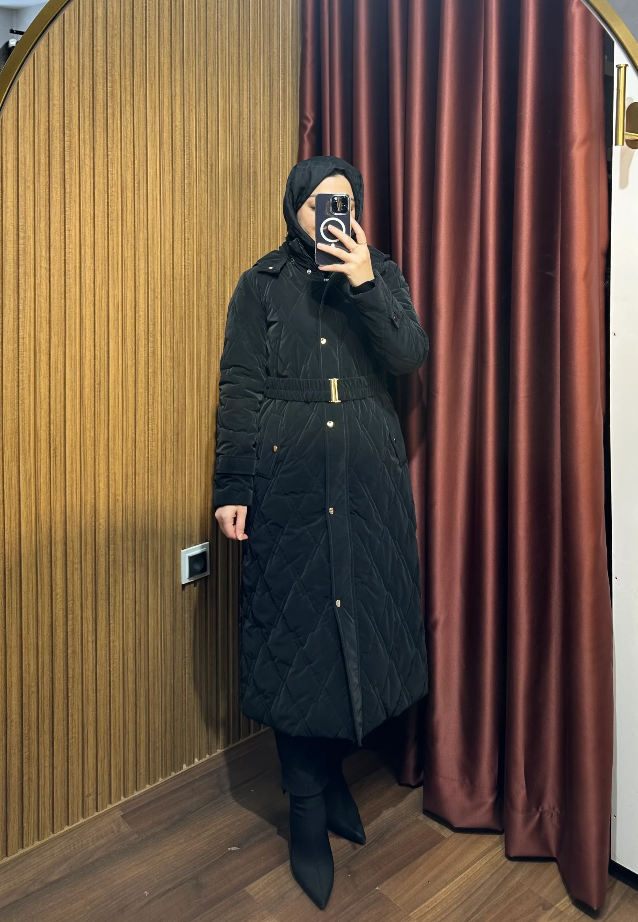 Belen Kapitone Mont - Siyah