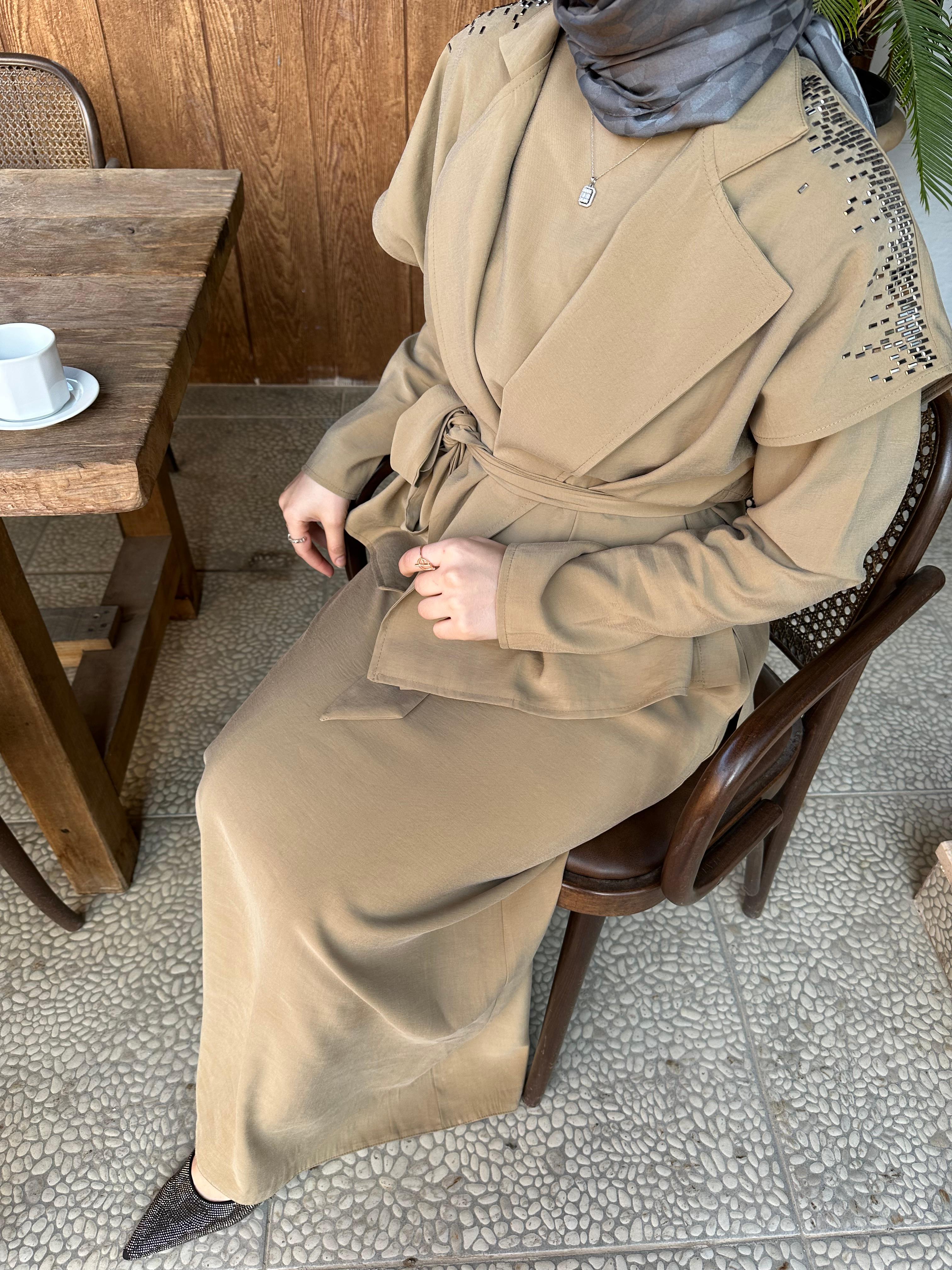 Tasarım Yelekli Taşlı Elbise