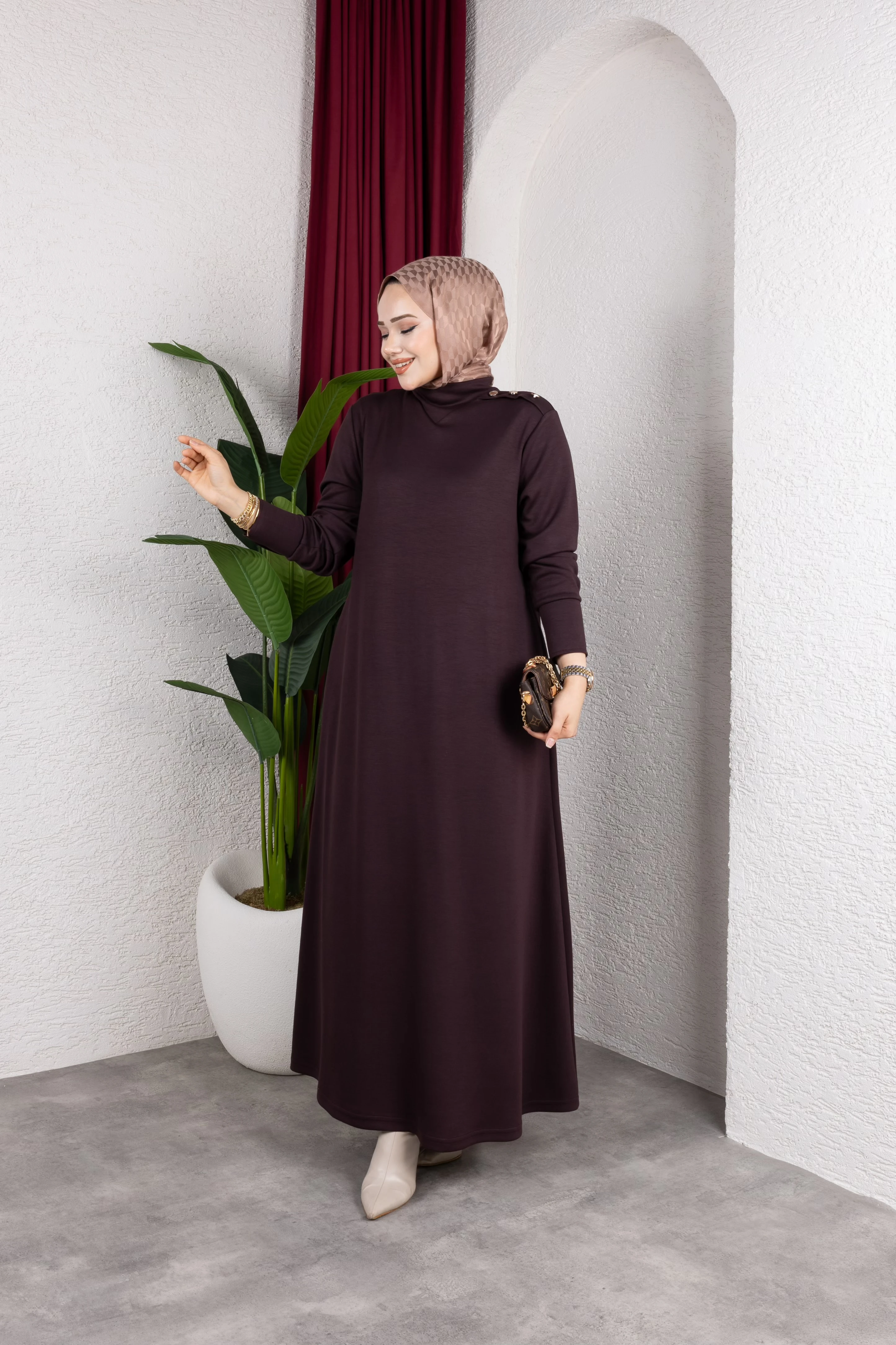 Düğmeli Modal Elbise