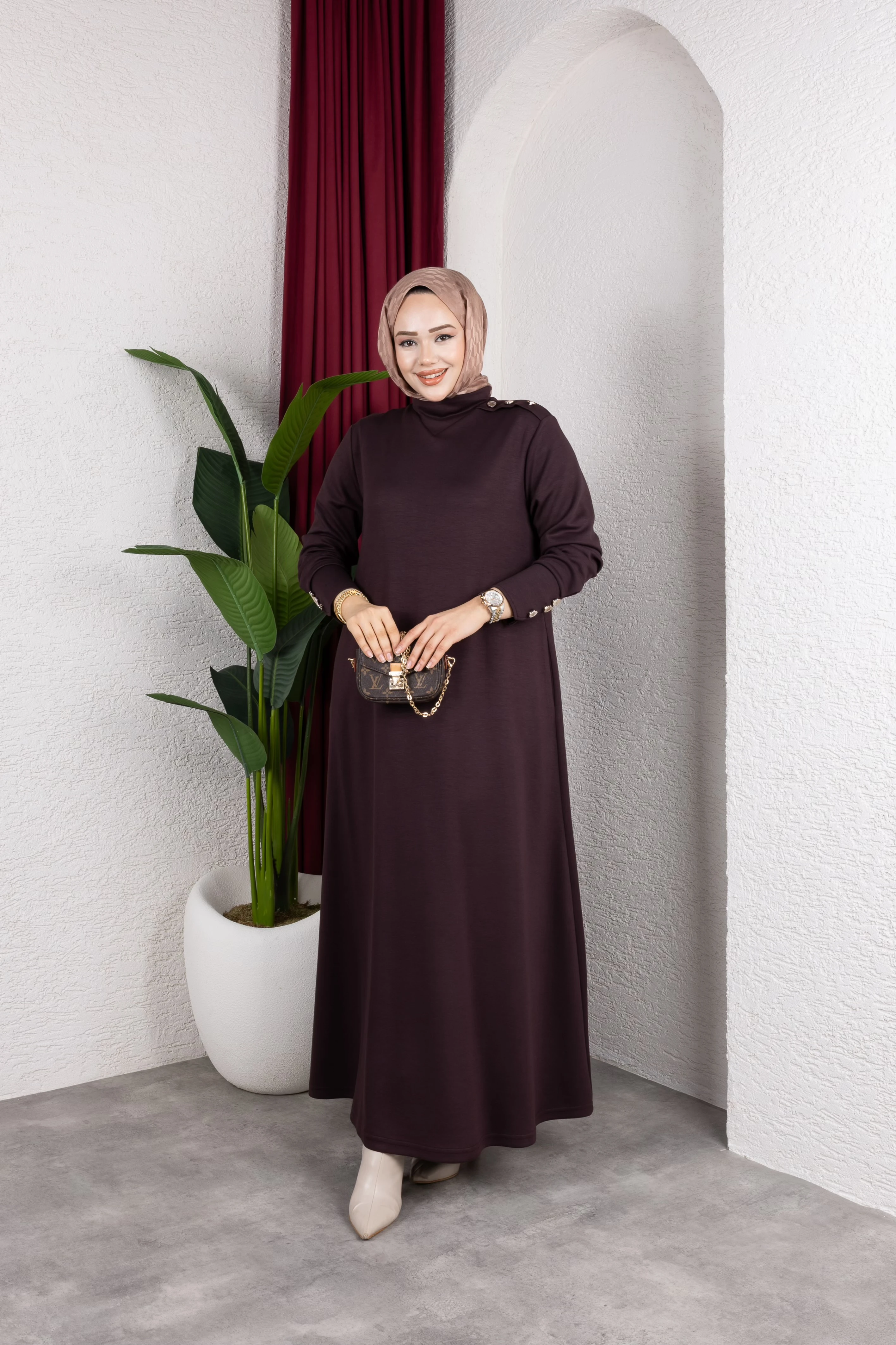 Düğmeli Modal Elbise