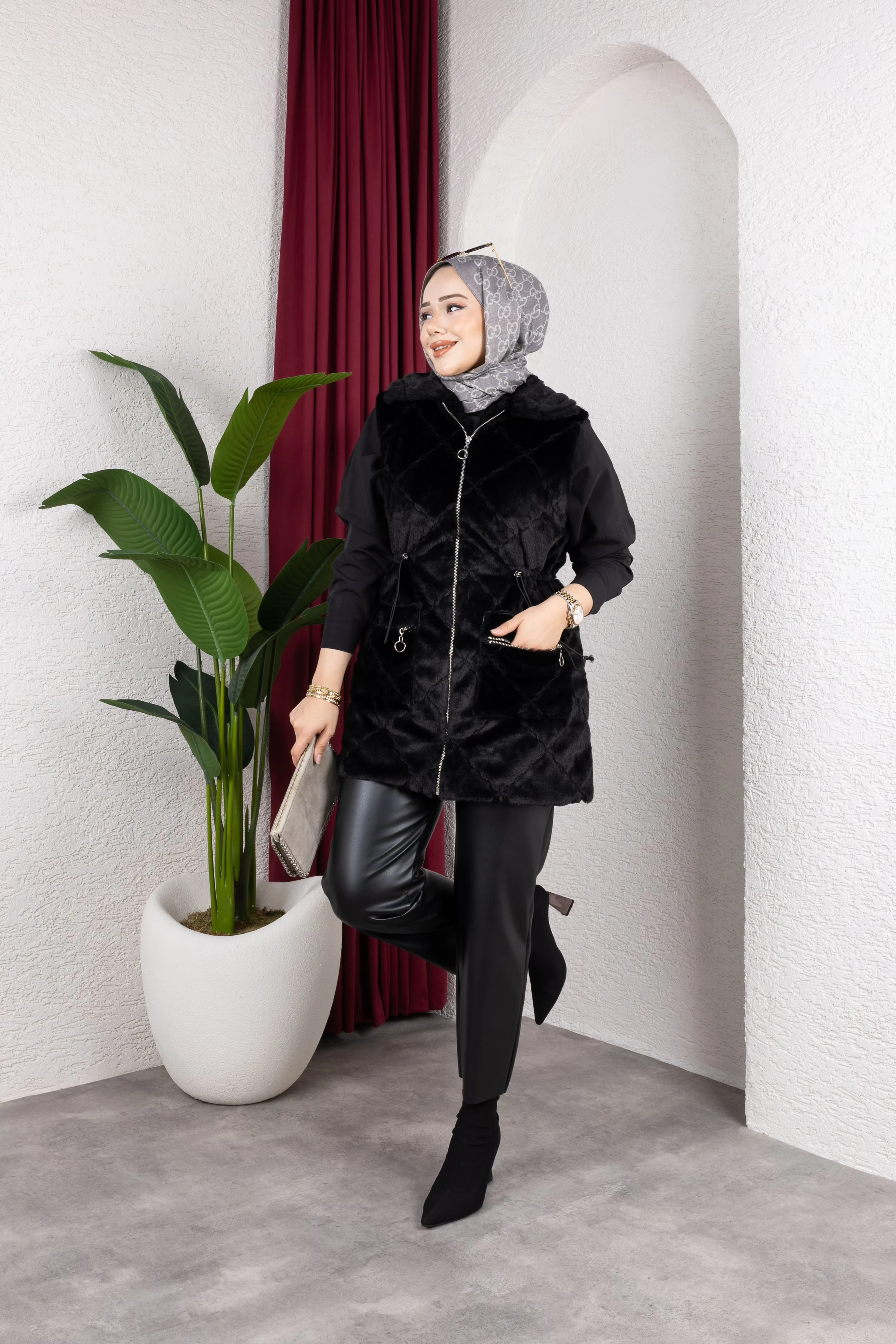 Beli Büzgülü Kürk Yelek