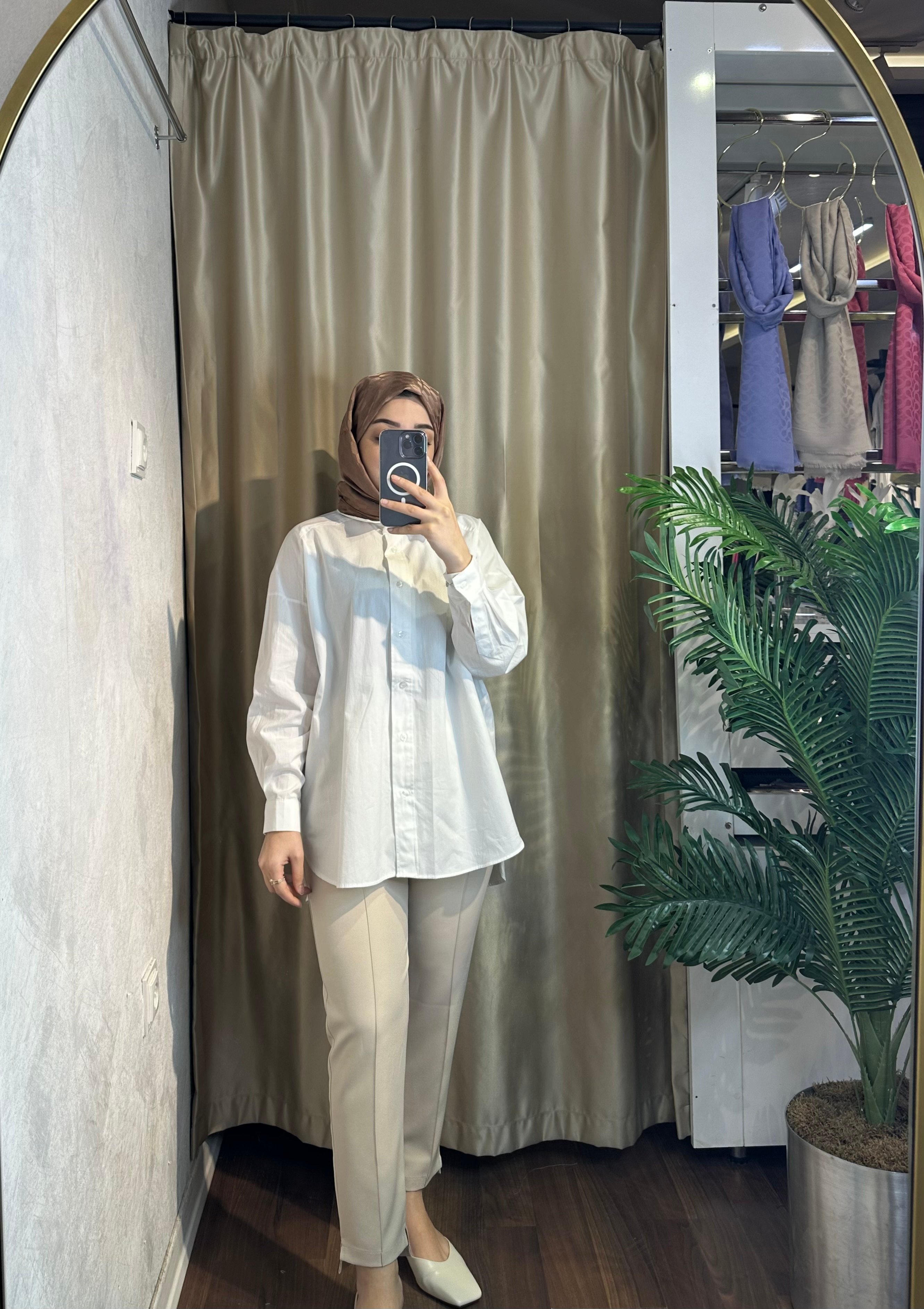 Yırtmaçlı Krep Pantolon - KREM