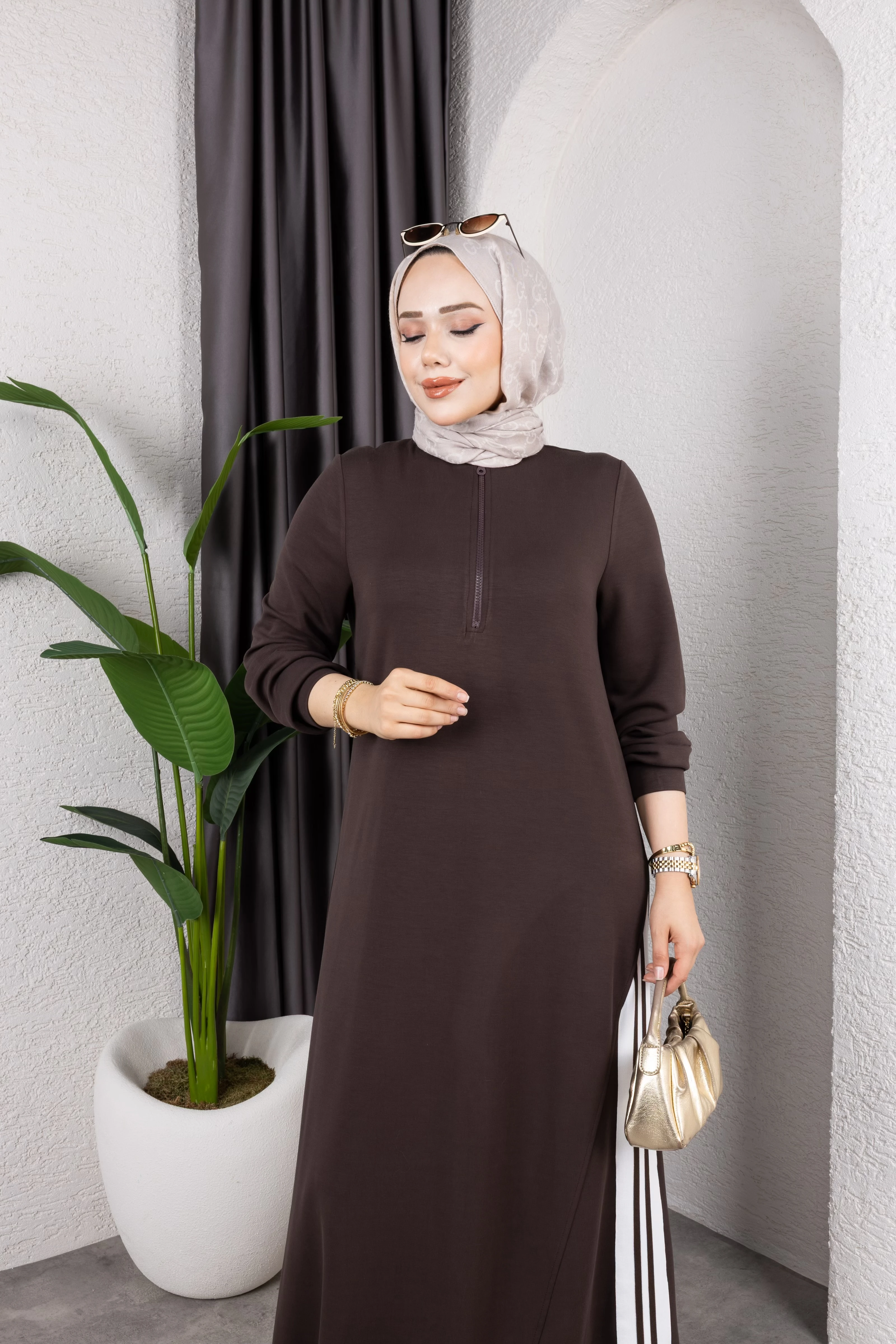 Şeritli Spor Elbise