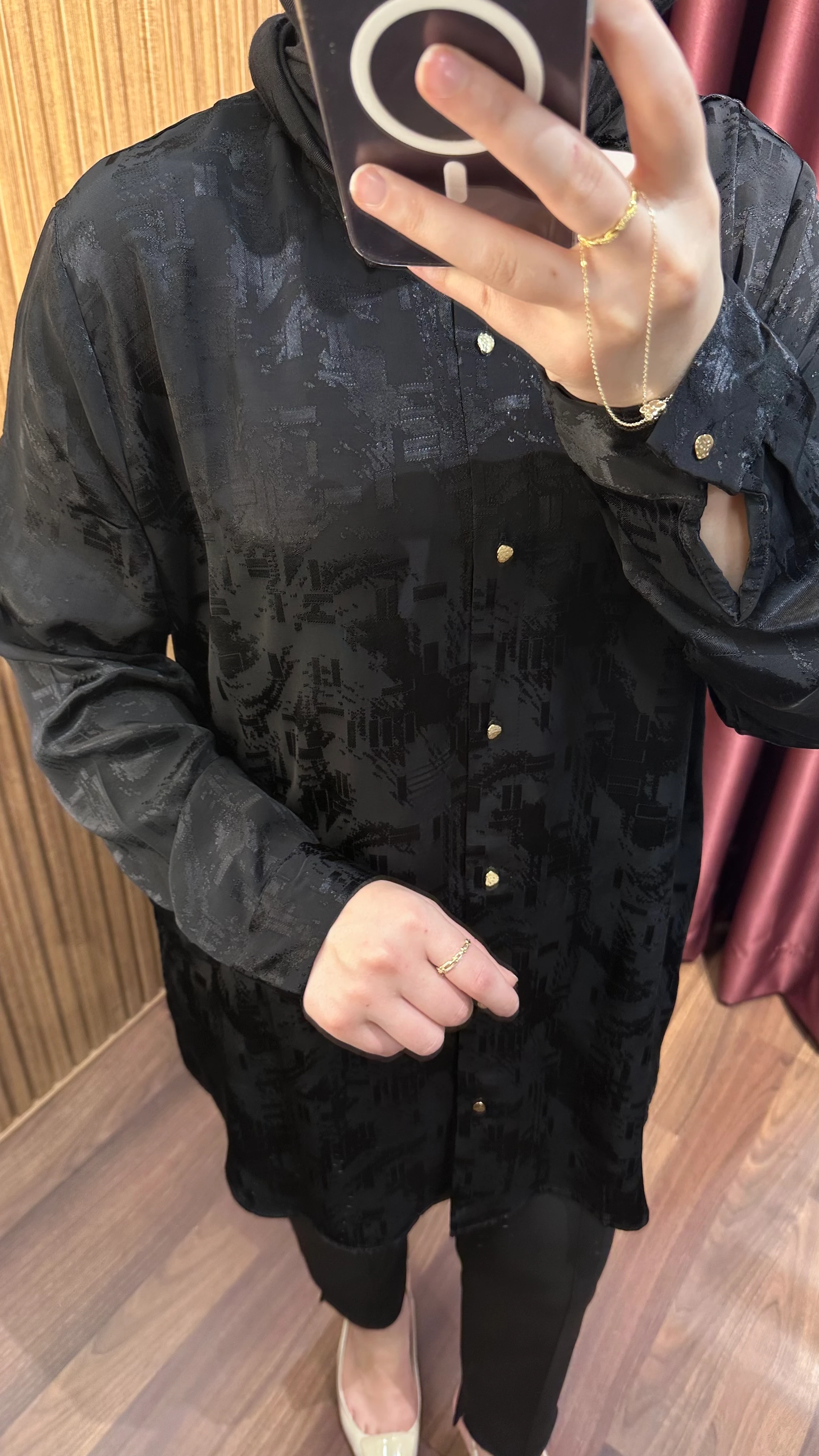 Desenli Saten Gömlek