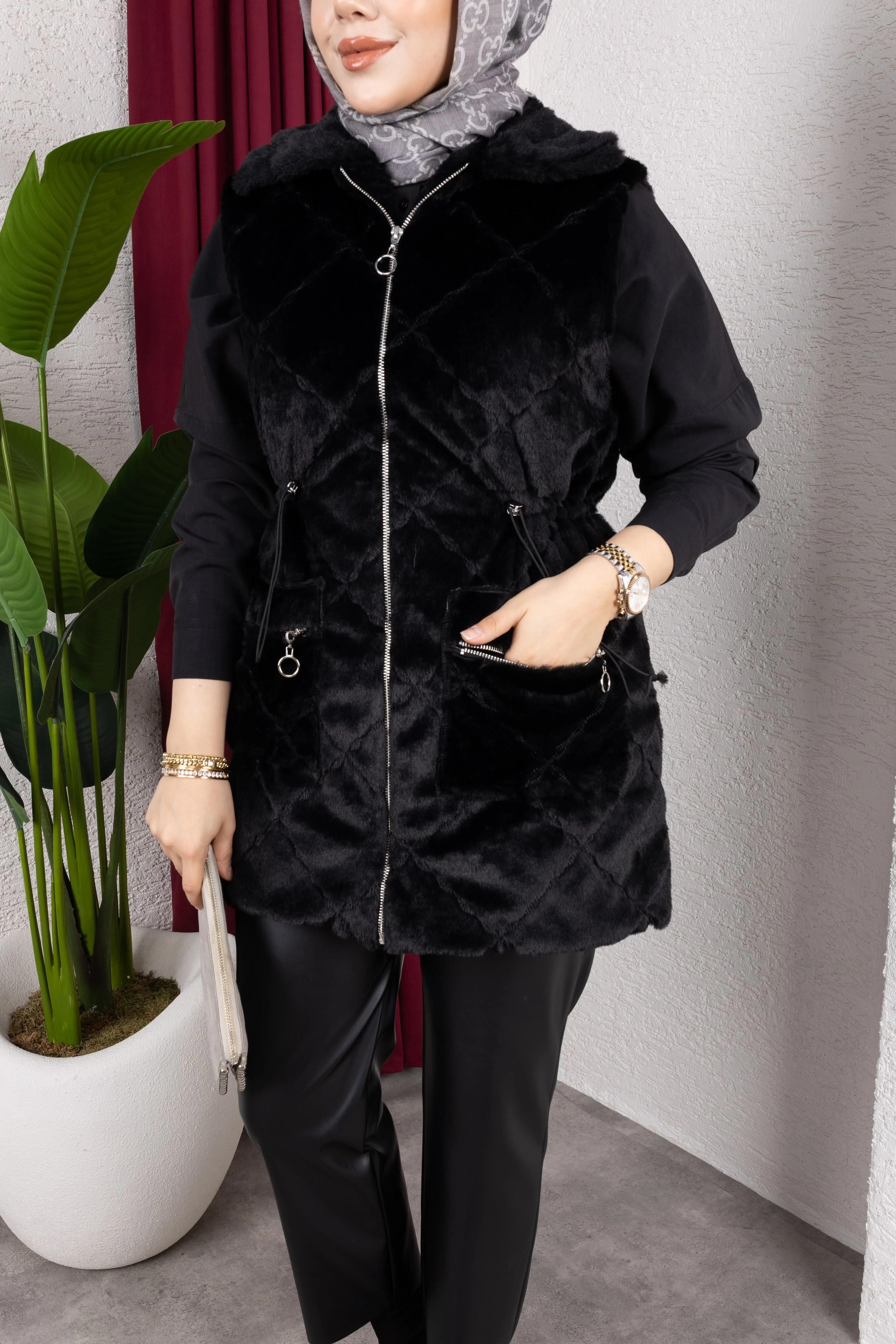 Beli Büzgülü Kürk Yelek