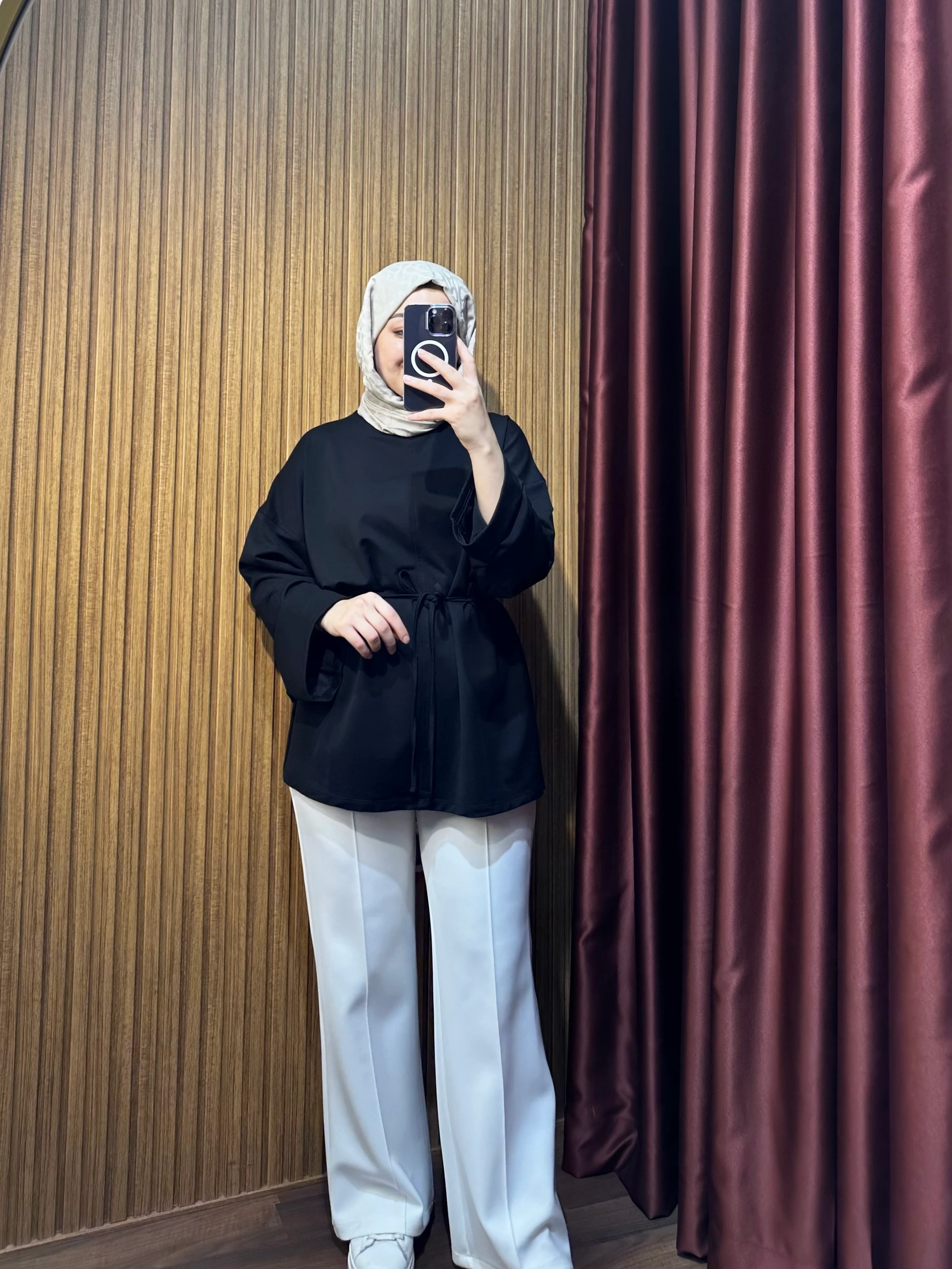 Basıc Yırtmaçlı Sweat - Siyah