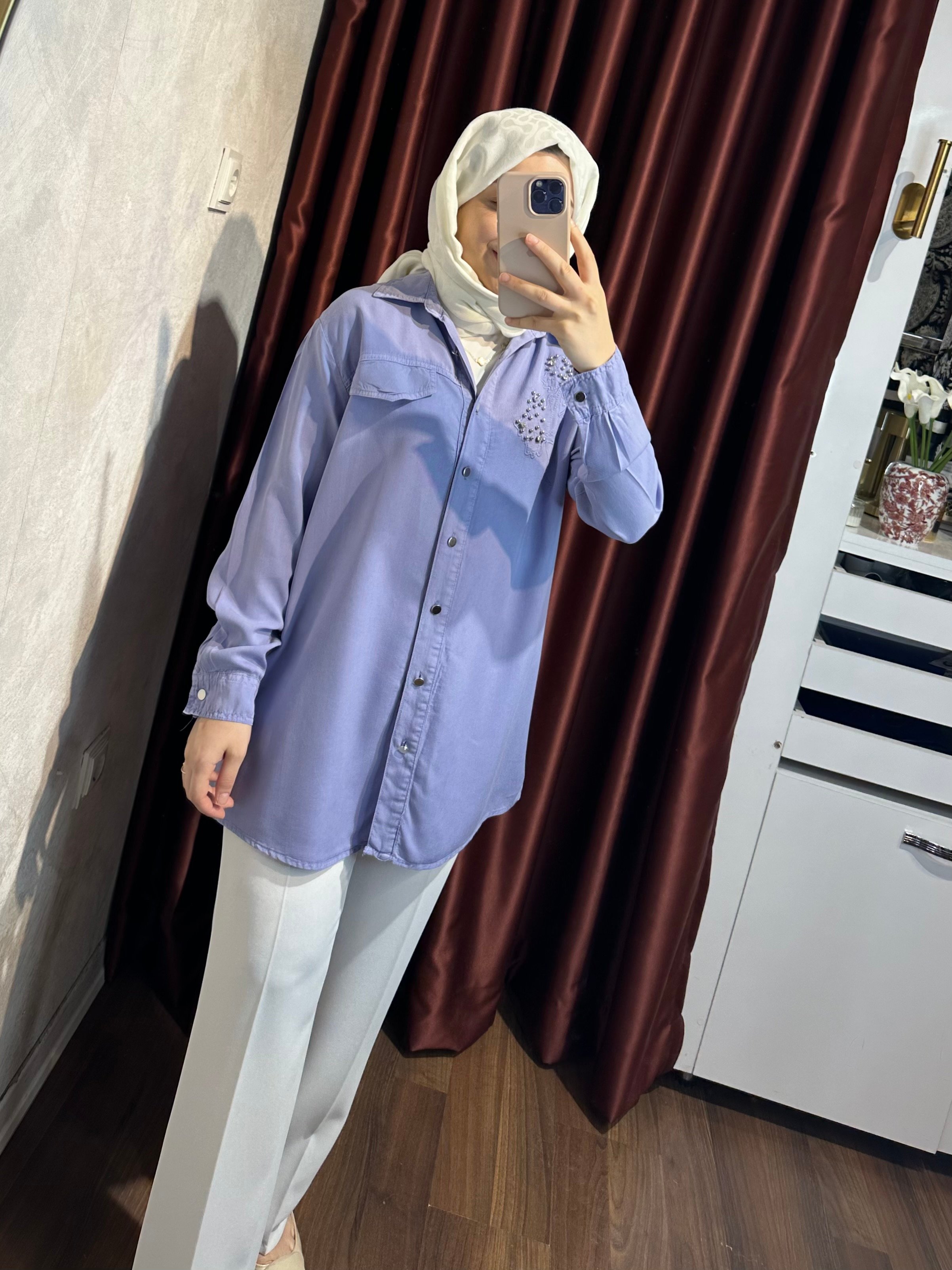 Yaprak İşlemeli Taşlı Tensel Gömlek