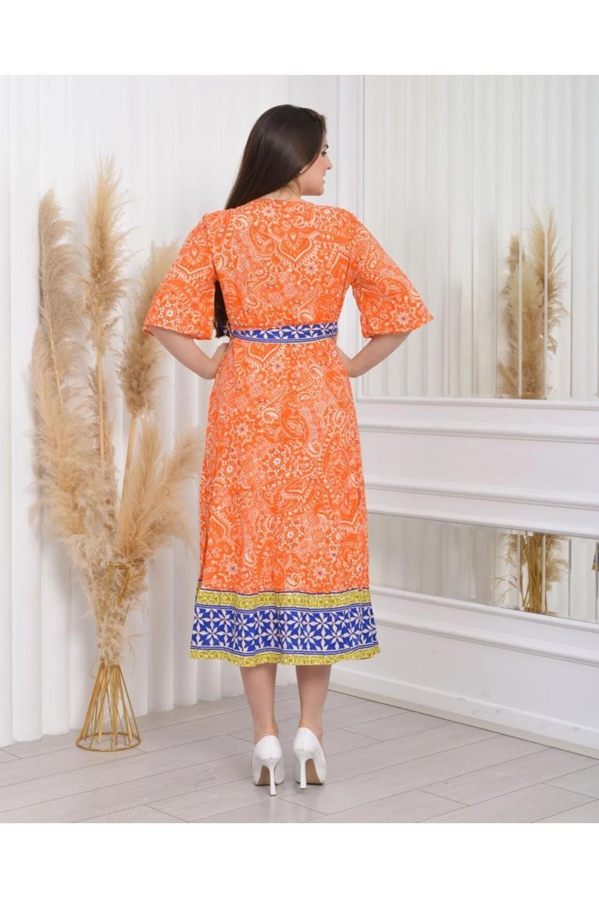 Eteği Sulu Viskon Elbise