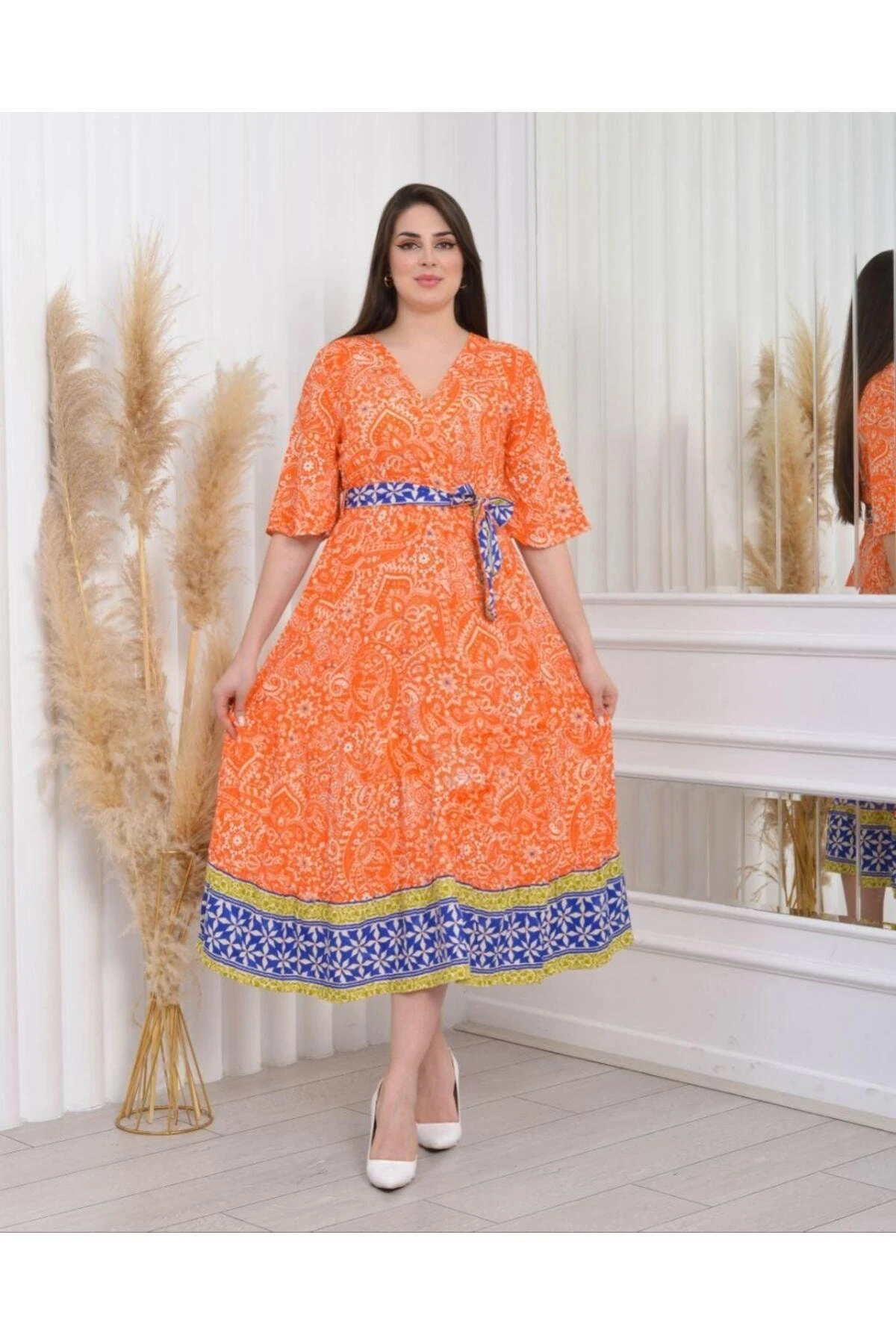 Eteği Sulu Viskon Elbise