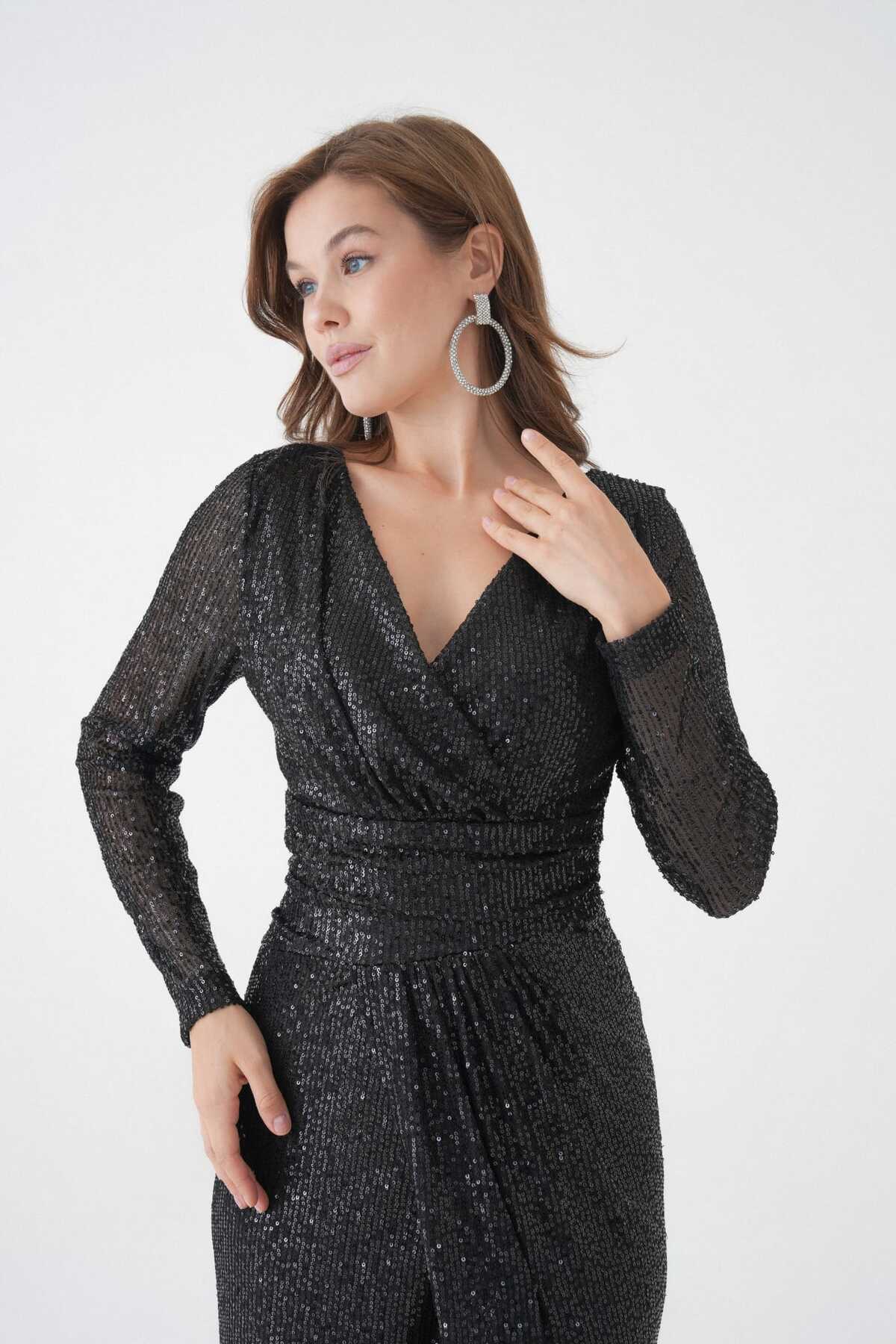 Eteği Kruvaze Uzunkol Pulpayet Abiye