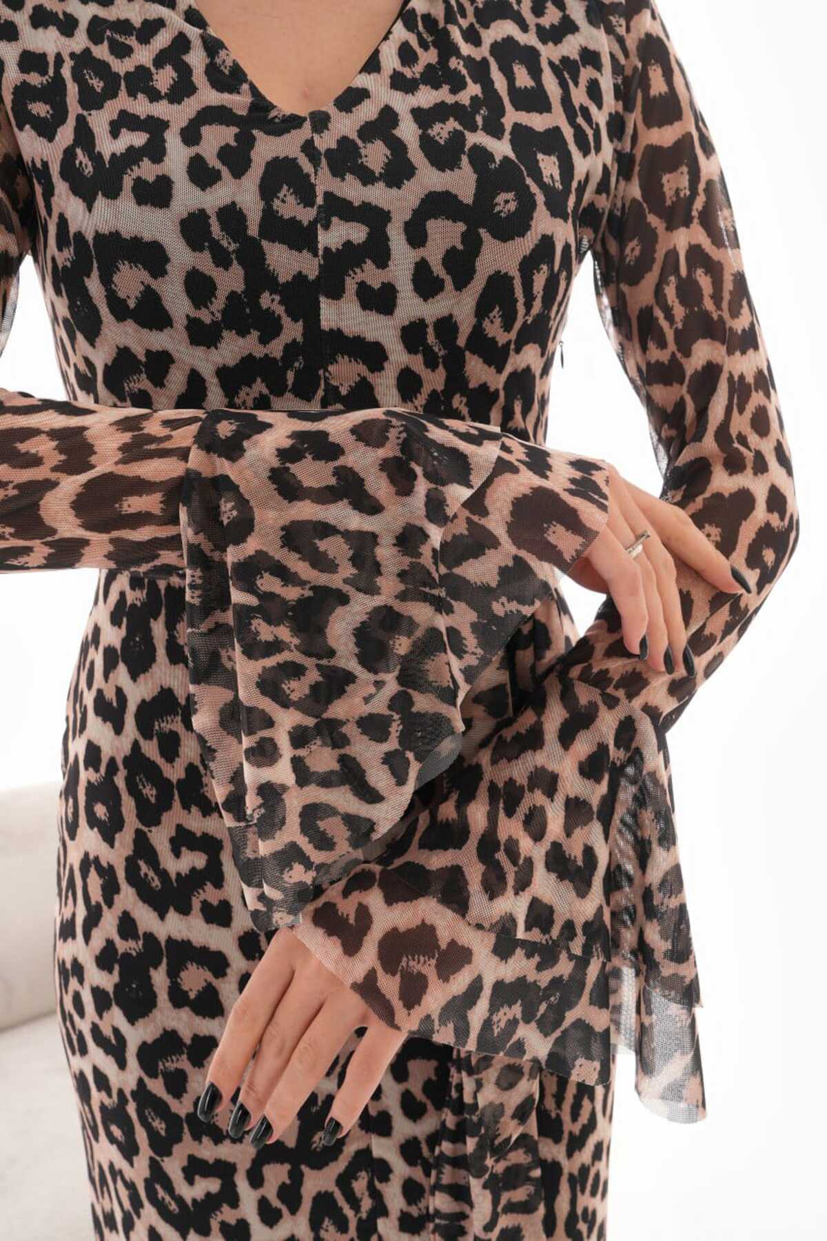 Kruvaze  Yırtmaçlı Tül Elbise