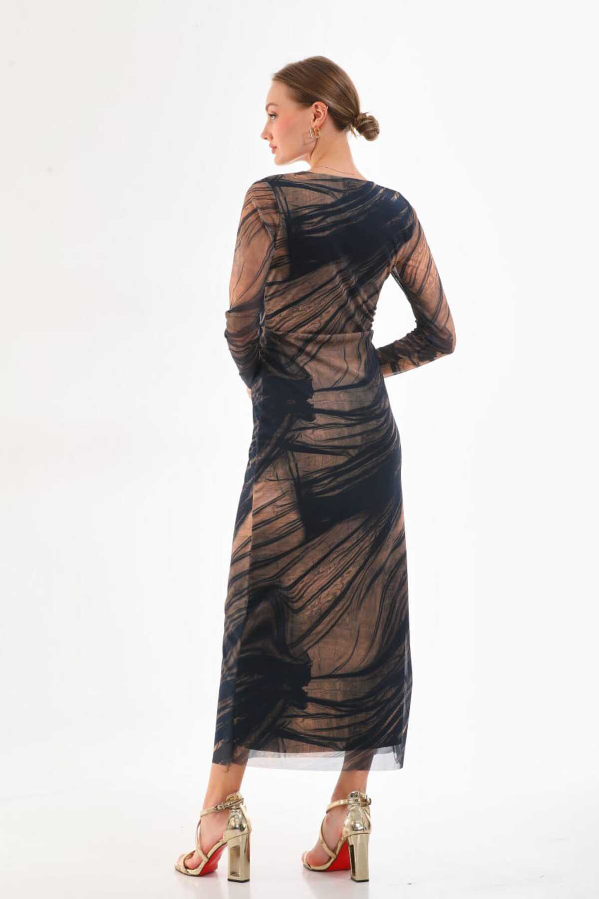 V Yaka Likralı Baskılı Tül Elbise