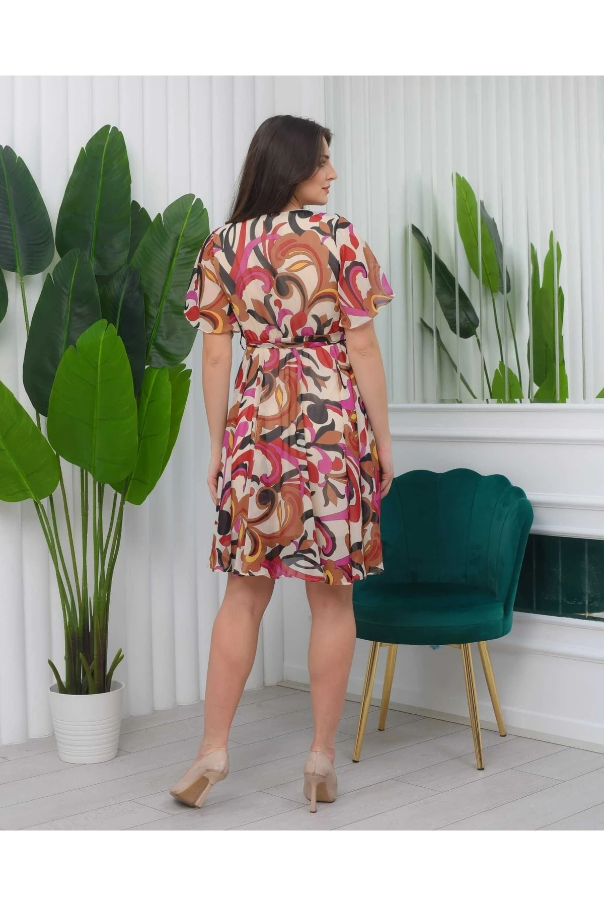 Kısa Çiçekli Şifon Elbise