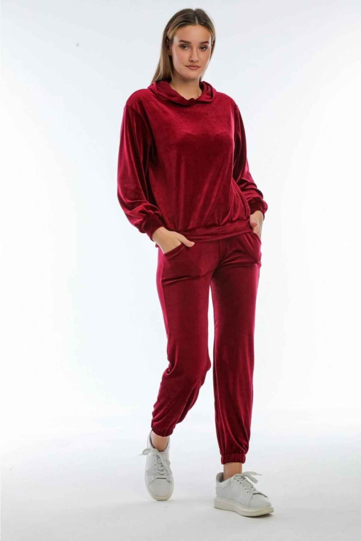 Kapüşonlu Kadife Ikili Takım