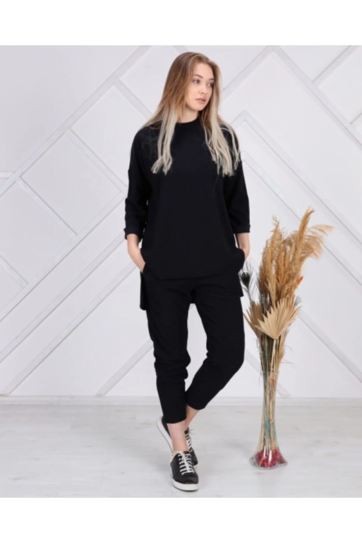 Kadın  Siyah Fitilli Kadife Takım