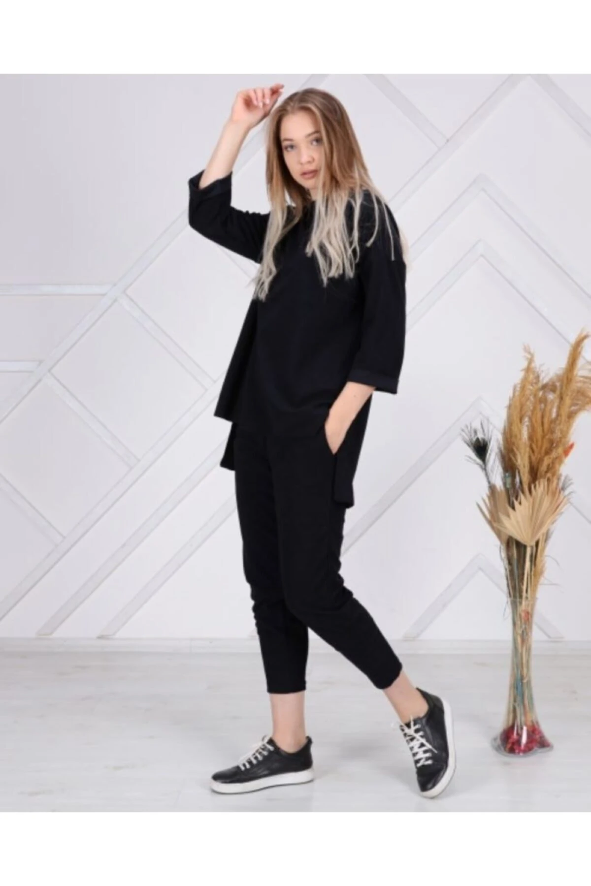 Kadın  Siyah Fitilli Kadife Takım