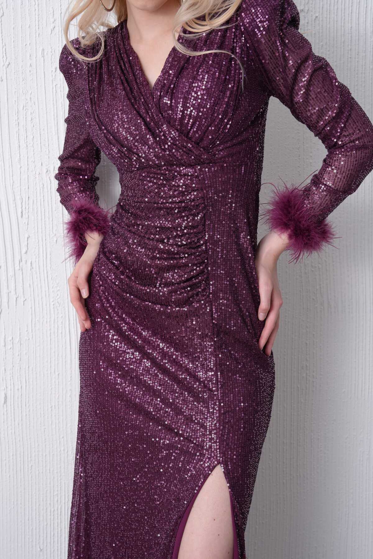 Kruvaze Yaka Uzun Kol Tüy Detaylı Elbise