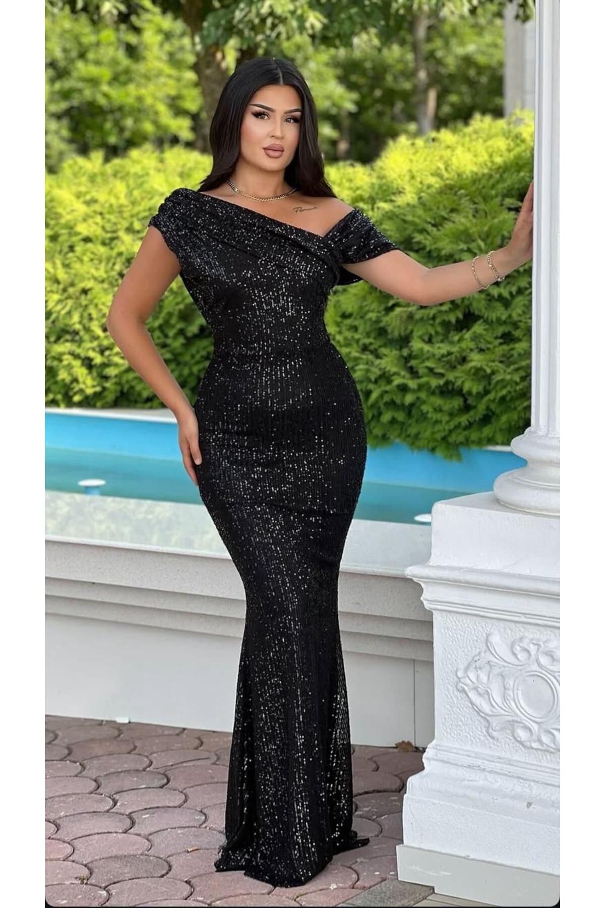 Asimetrik Yaka Pulpayet Abiye Elbise