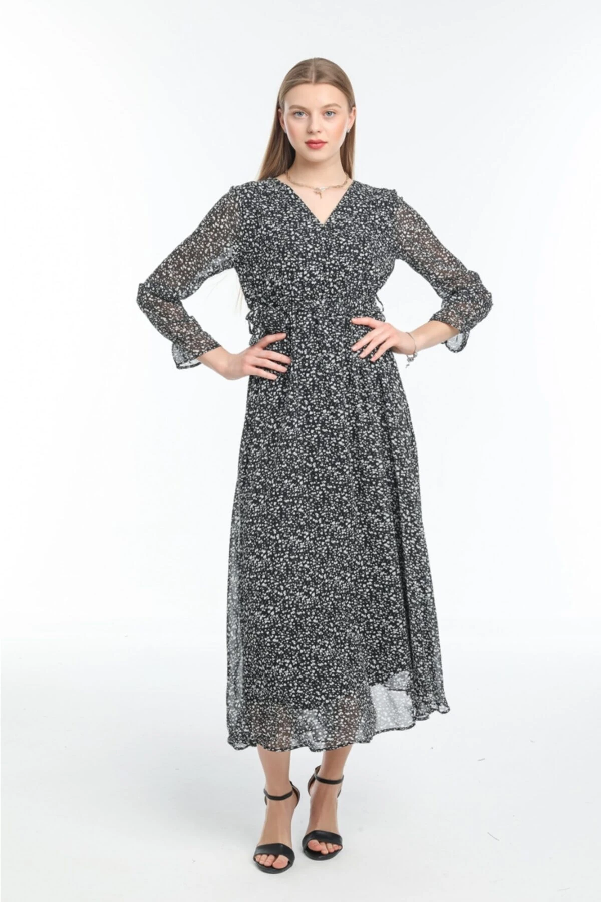 Kadın Kırmızı Çiçek Desenli Uzun Şifon Elbise - siyah çiçek