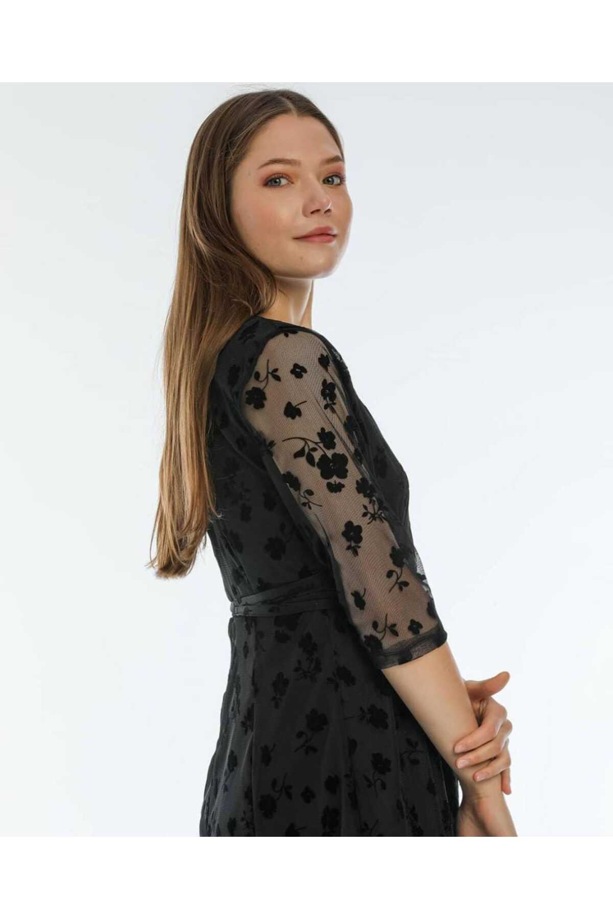 Dantelli Anvelop Elbise