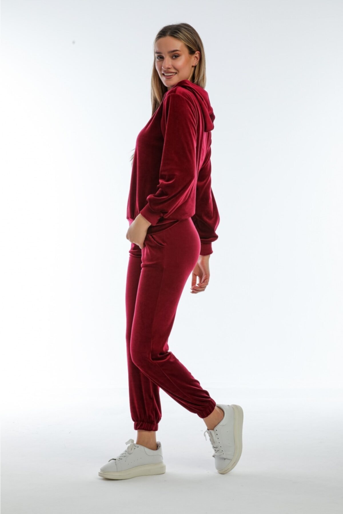 Kapüşonlu Kadife Ikili Takım