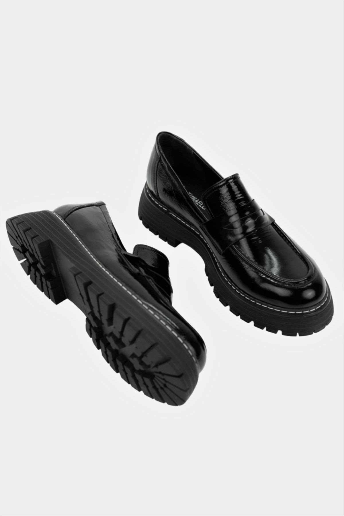 Kadın Siyah Hakiki Deri 35-41 Numara Loafer Ayakkabı