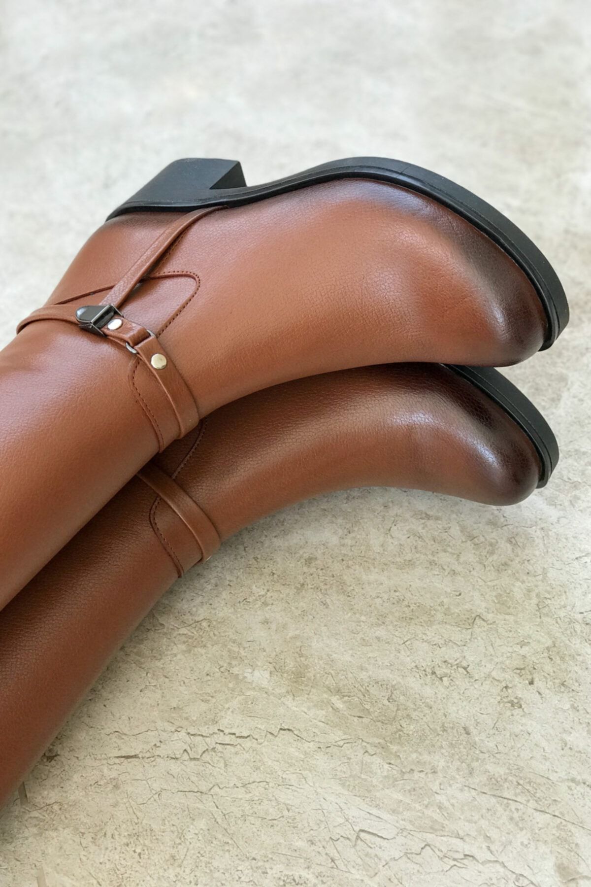 Kadın Siyah Hakiki Deri Çizme