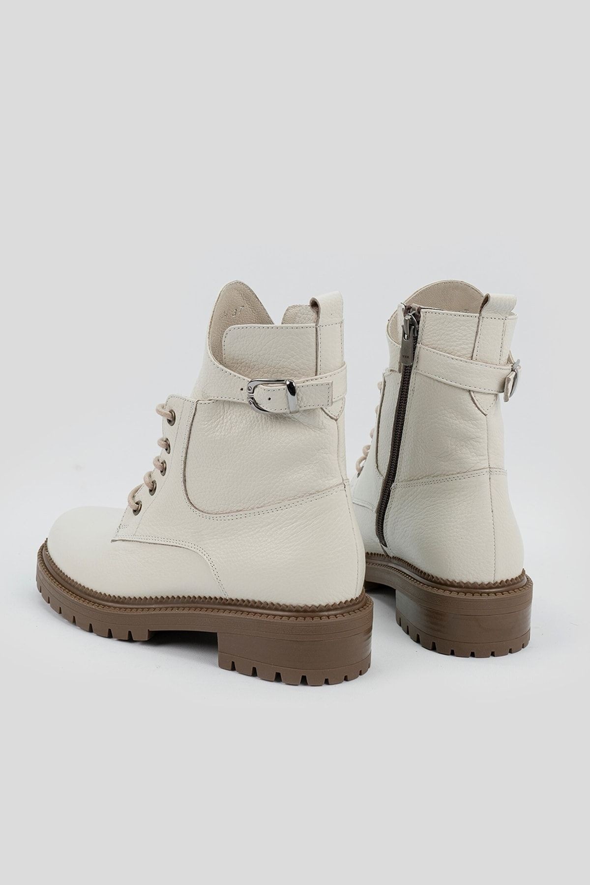 Kadın Bej Hakiki Deri 35-41 Numara Bağcıklı Bot & Bootie