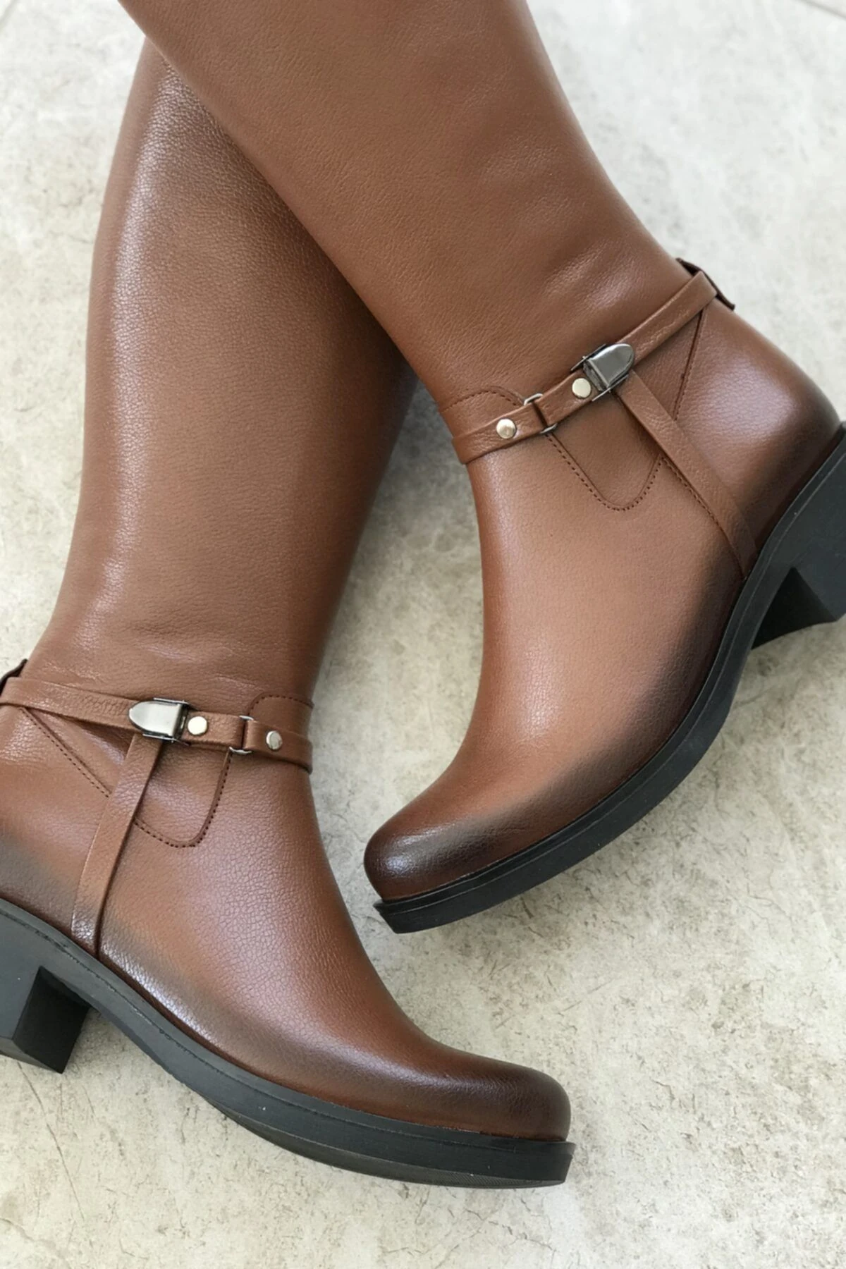 Kadın Siyah Hakiki Deri Çizme