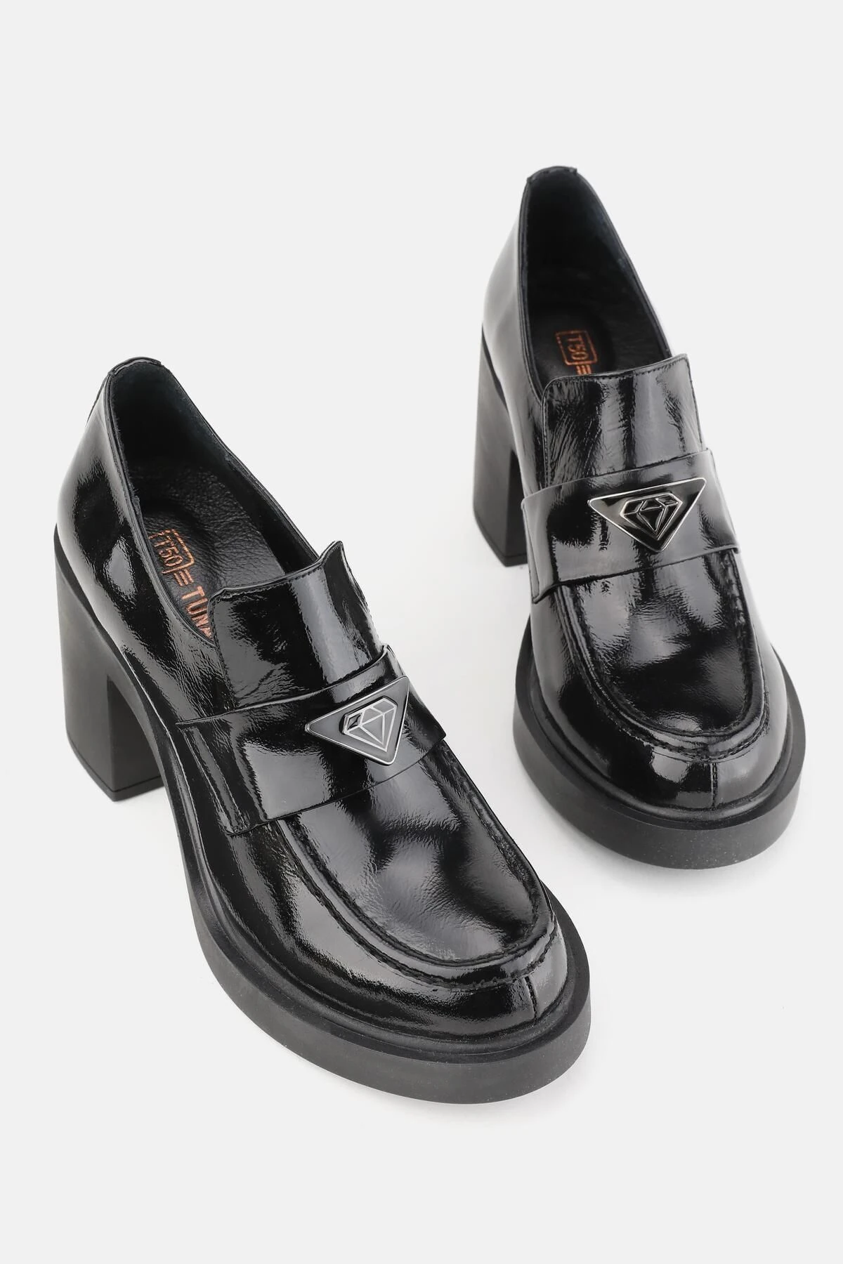 KADIN SİYAH MAT HAKİKİ DOĞAL DERİ 36-41 NUMARA YÜKSEK TOPUKLU LOAFER AYAKKABI