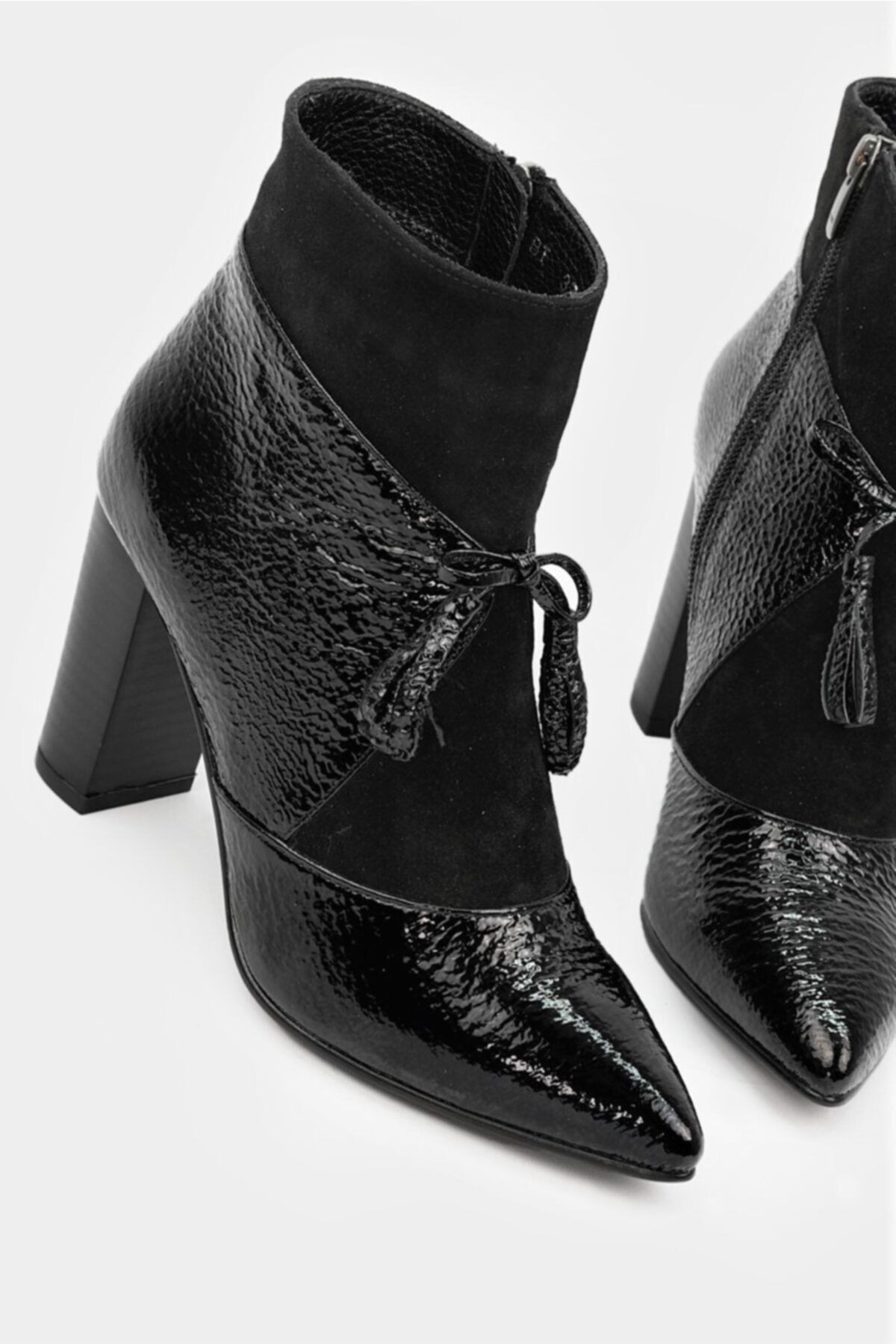 Kadın Siyah Hakiki Rugan Deri 35-40 Numara Bot & Bootie