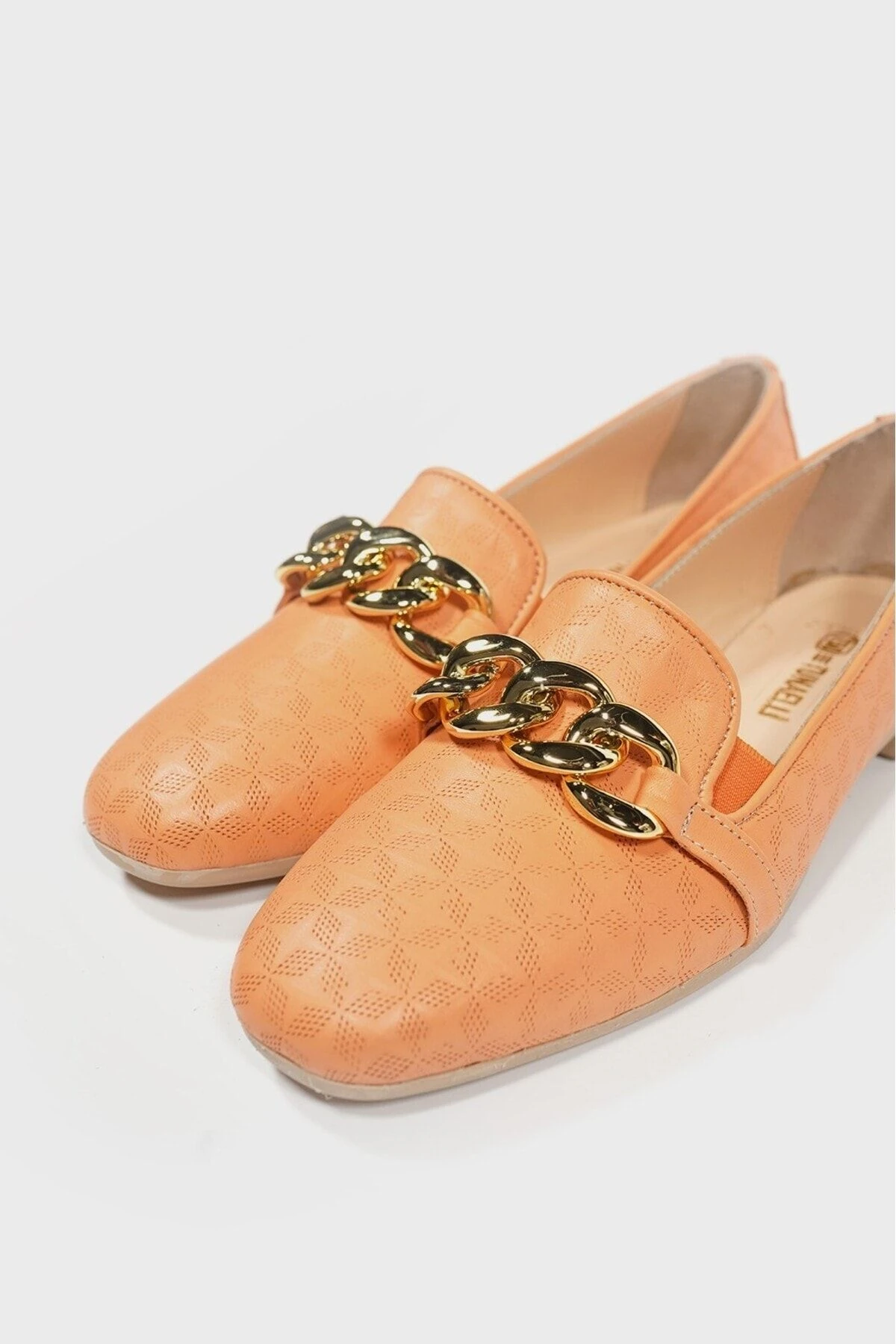 KADIN HAKİ YEŞİL HAKİKİ DERİ 36-41 NUMARA ZİNCİRLİ BABET