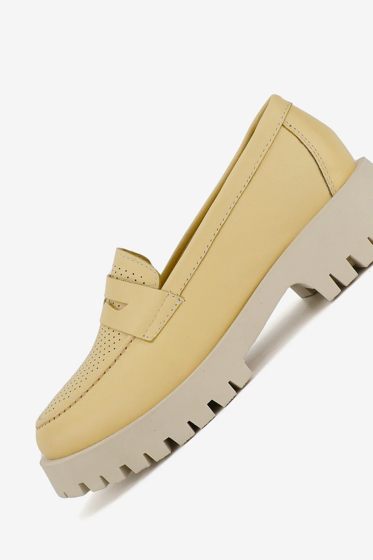 KADIN KIRMIZI HAKİKİ DOĞAL DERİ 36-41 NUMARA LOAFER AYAKKABI