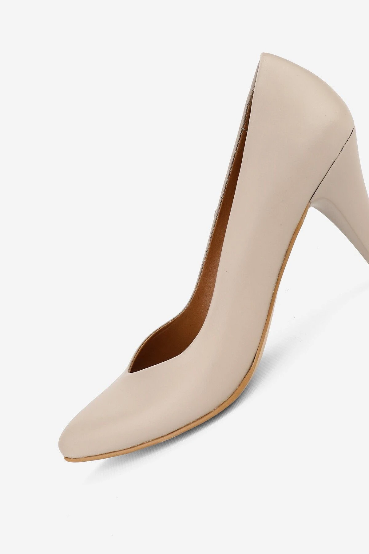 KADIN SİYAH HAKİKİ DOĞAL DERİ 35-41 NUMARA İNCE TOPUKLU AYAKKABI