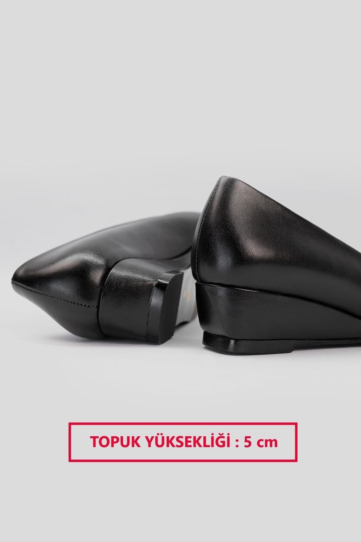 Kadın Siyah Hakiki Deri 34-35-41-42 Numara Dolgu Topuklu Ayakkabı