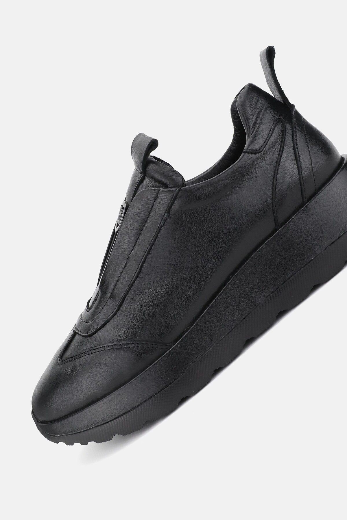 KADIN SİYAH HAKİKİ DOĞAL DERİ 36-41 NUMARA SNEAKER AYAKKABI