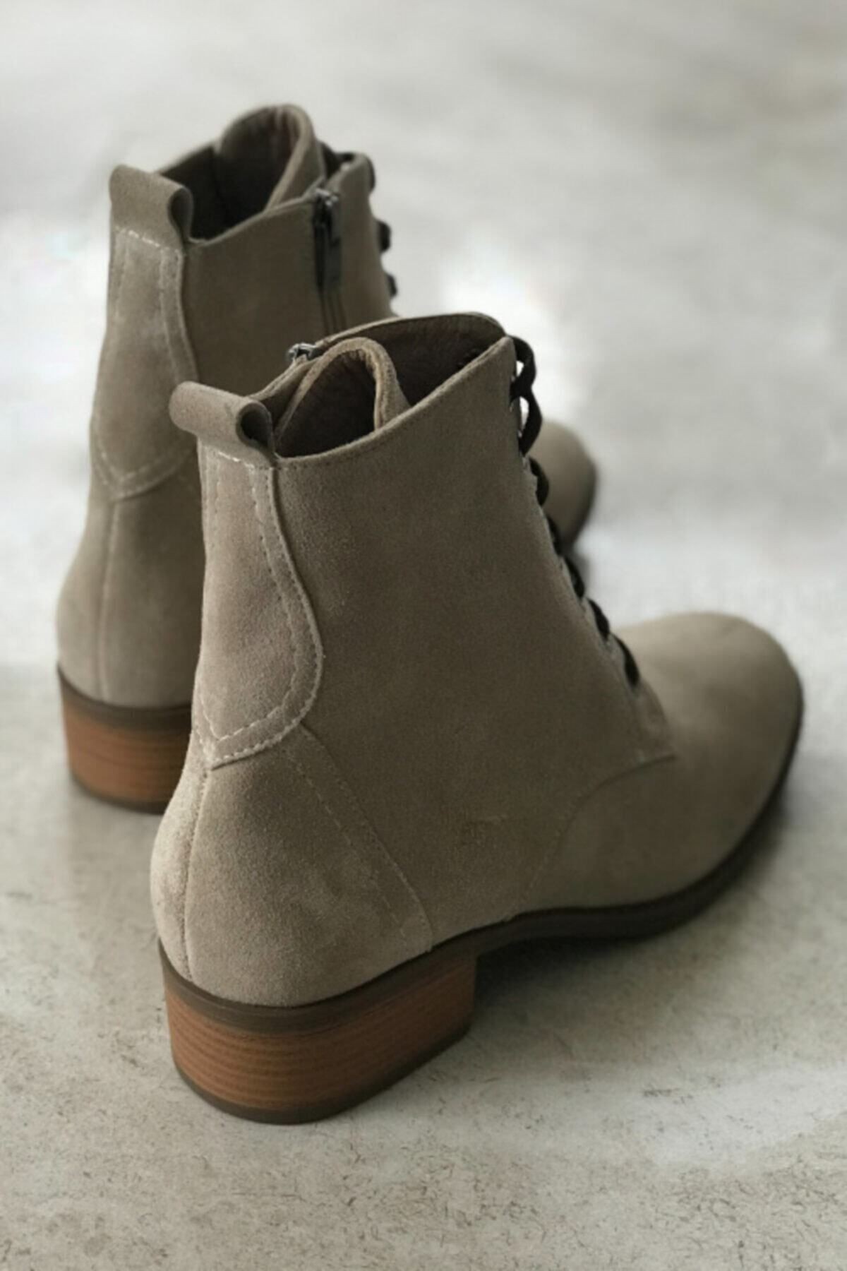 Kadın Bej Süet Hakiki Deri Bağcıklı Bot - Bootie