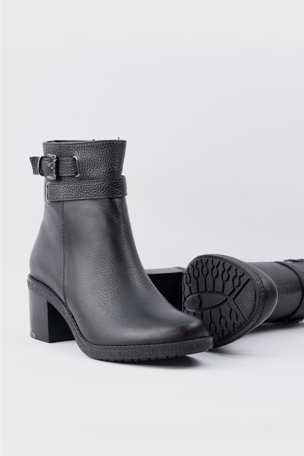 Kadın Siyah Hakiki Deri 35-40 Numara Bot & Bootie